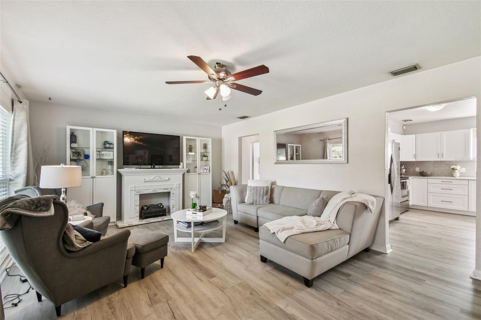 6914 N OLA AVE, TAMPA, FL, 33604