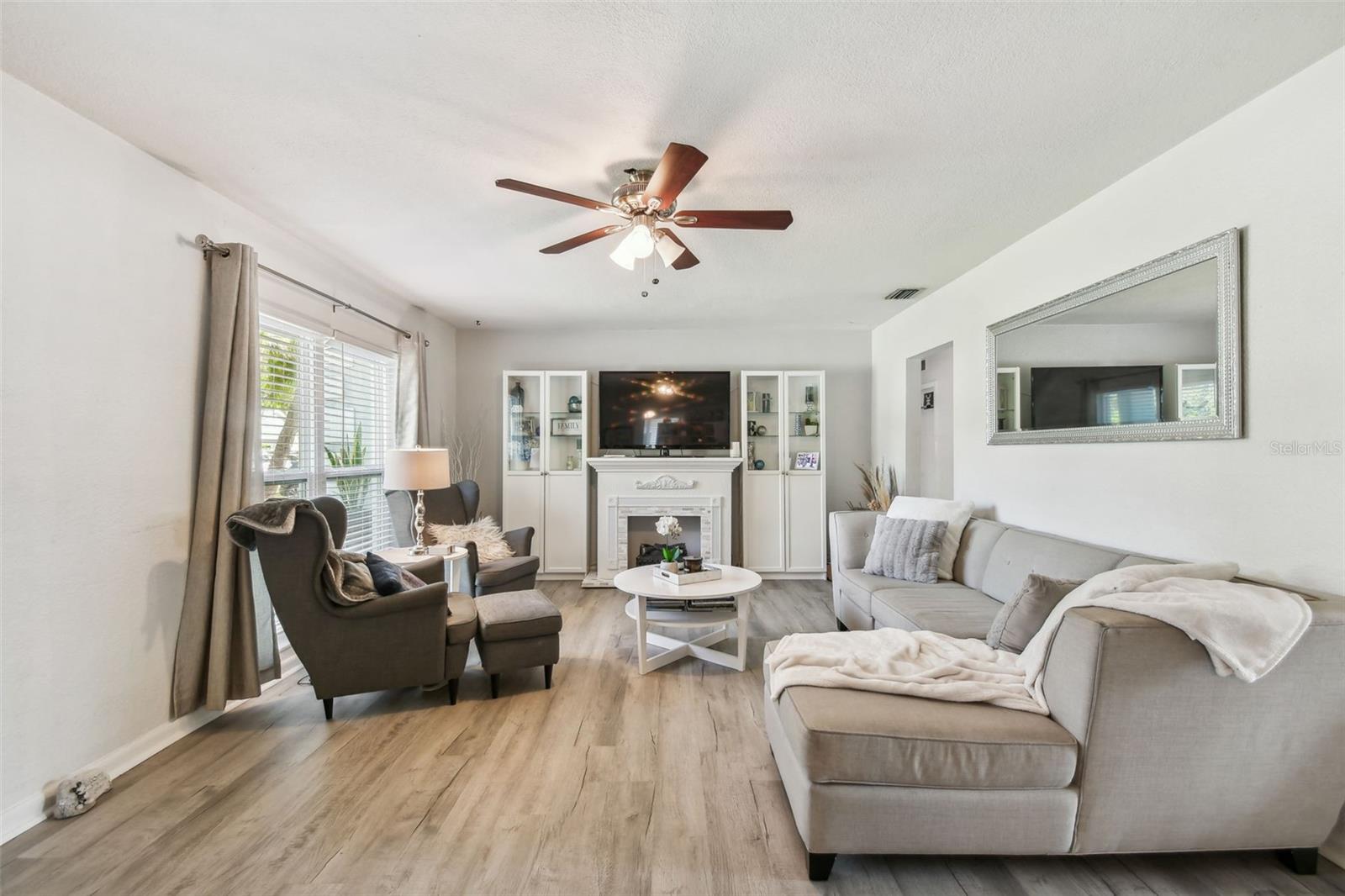 6914 N OLA AVE, TAMPA, FL, 33604