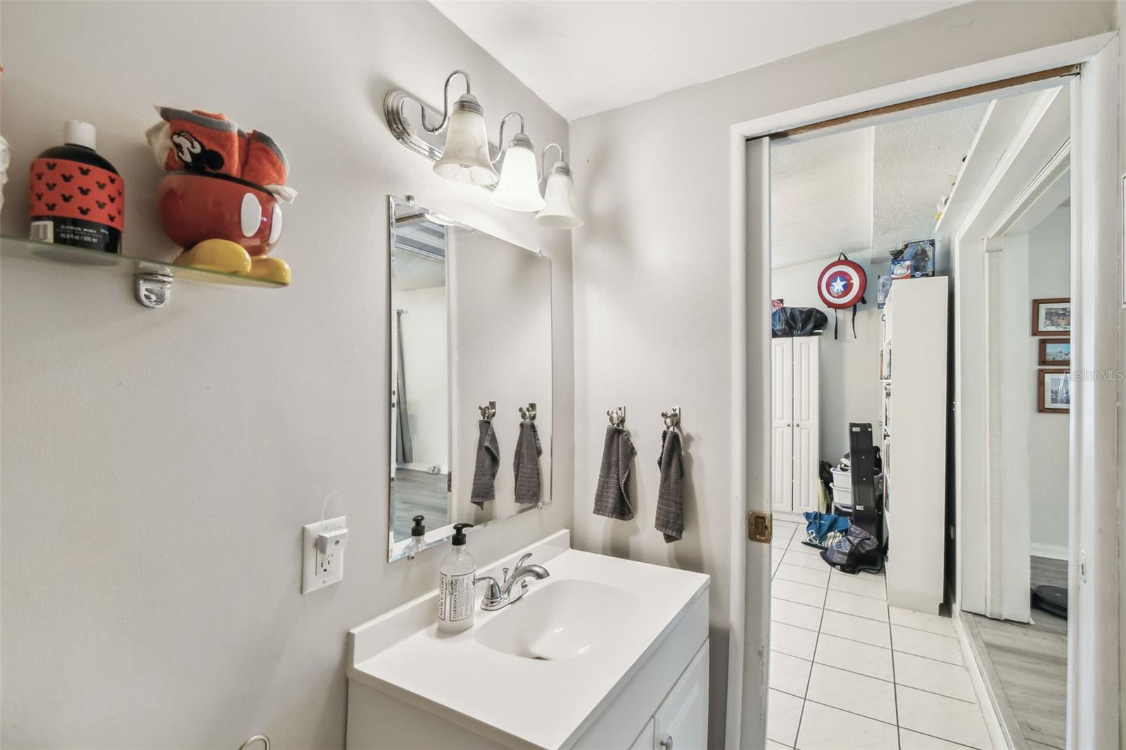 6914 N OLA AVE, TAMPA, FL, 33604