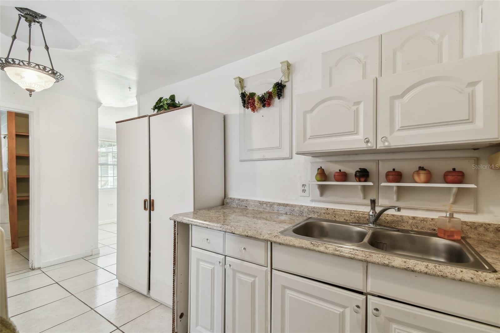 6914 N OLA AVE, TAMPA, FL, 33604