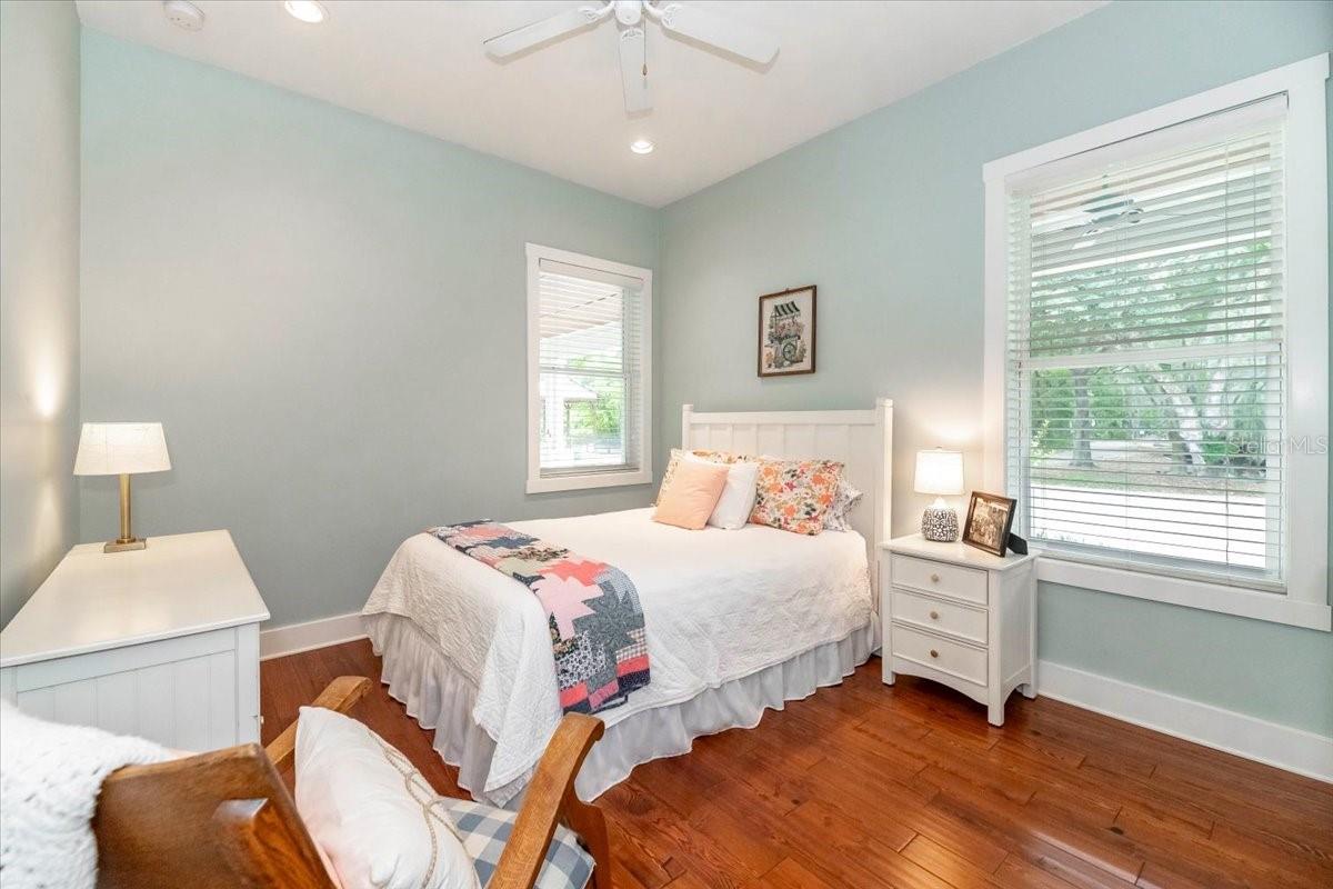 2115 W PIPKIN RD, LAKELAND, FL, 33811