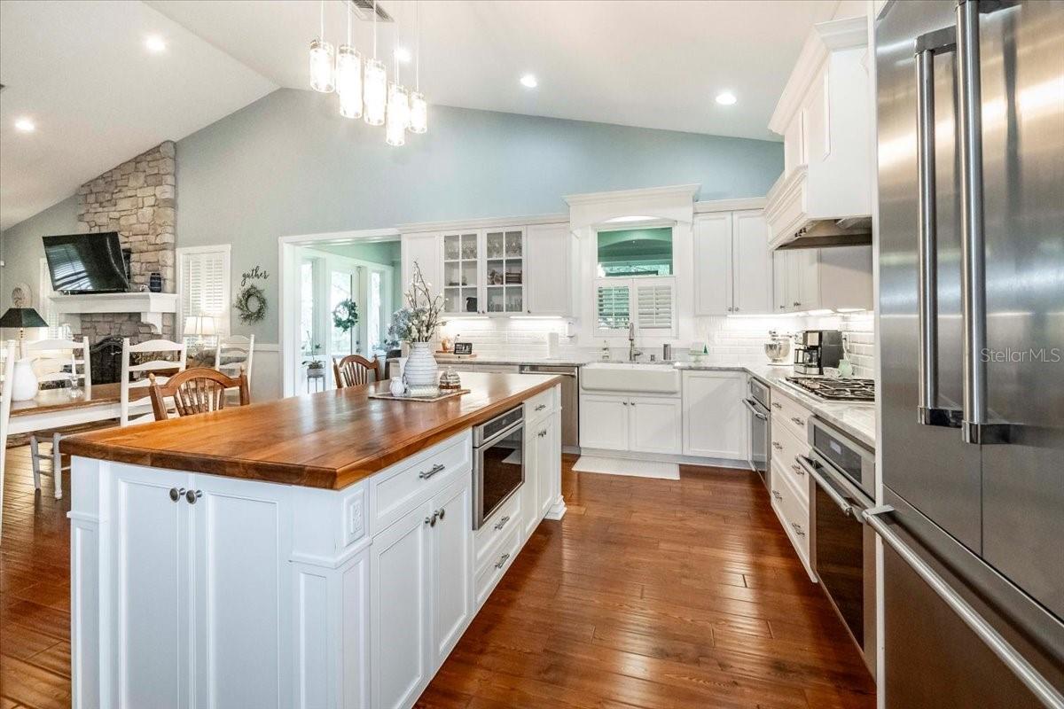 2115 W PIPKIN RD, LAKELAND, FL, 33811