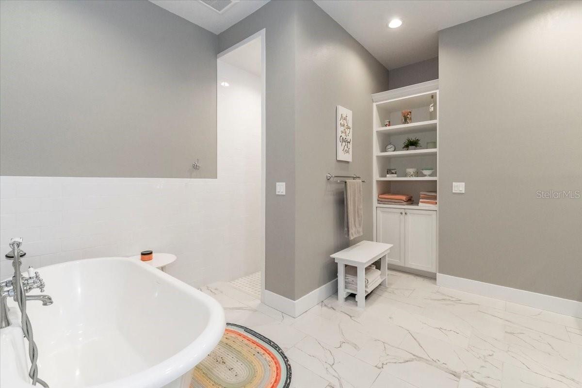 2115 W PIPKIN RD, LAKELAND, FL, 33811