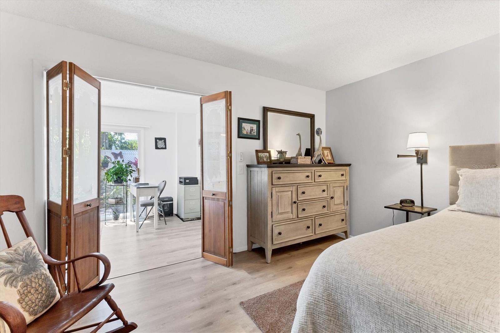 6304 PELICAN DR, BRADENTON, FL, 34210