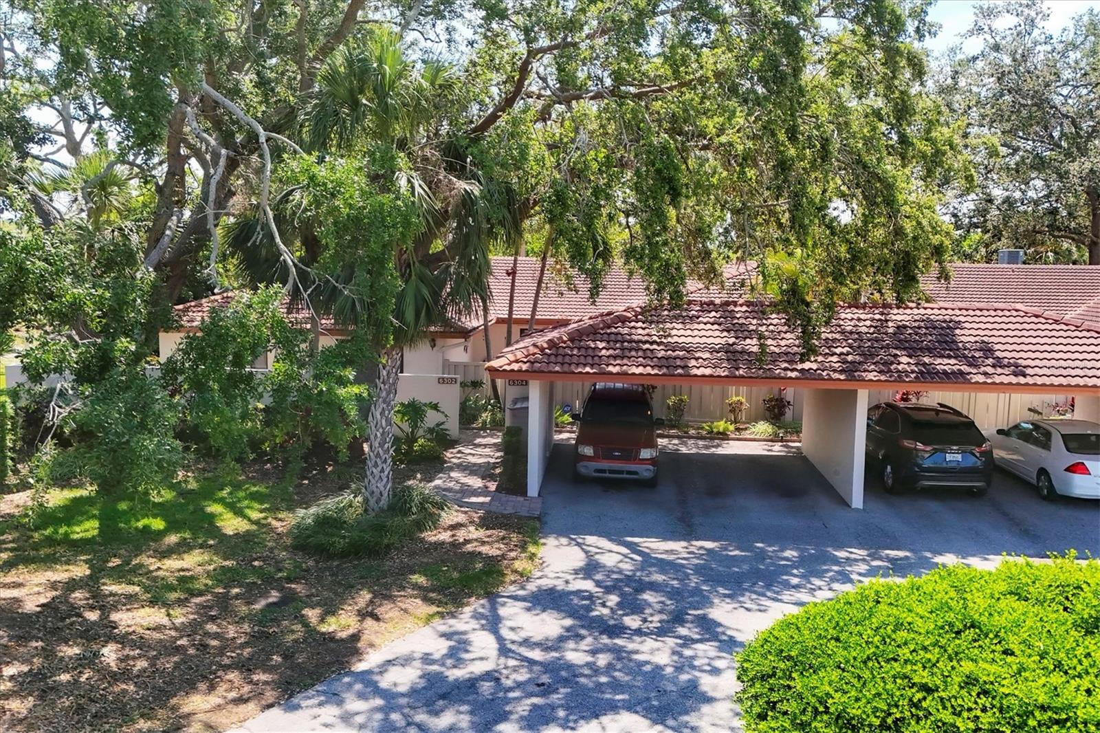 6304 PELICAN DR, BRADENTON, FL, 34210