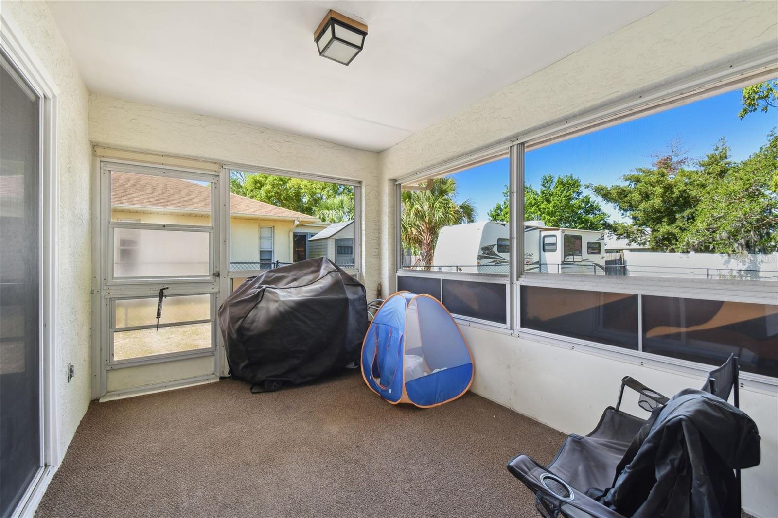 2071 LINWOOD AVE, SPRING HILL, FL, 34608