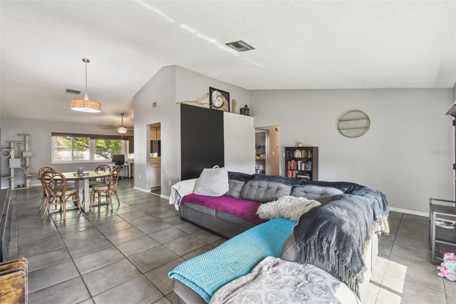 2071 LINWOOD AVE, SPRING HILL, FL, 34608