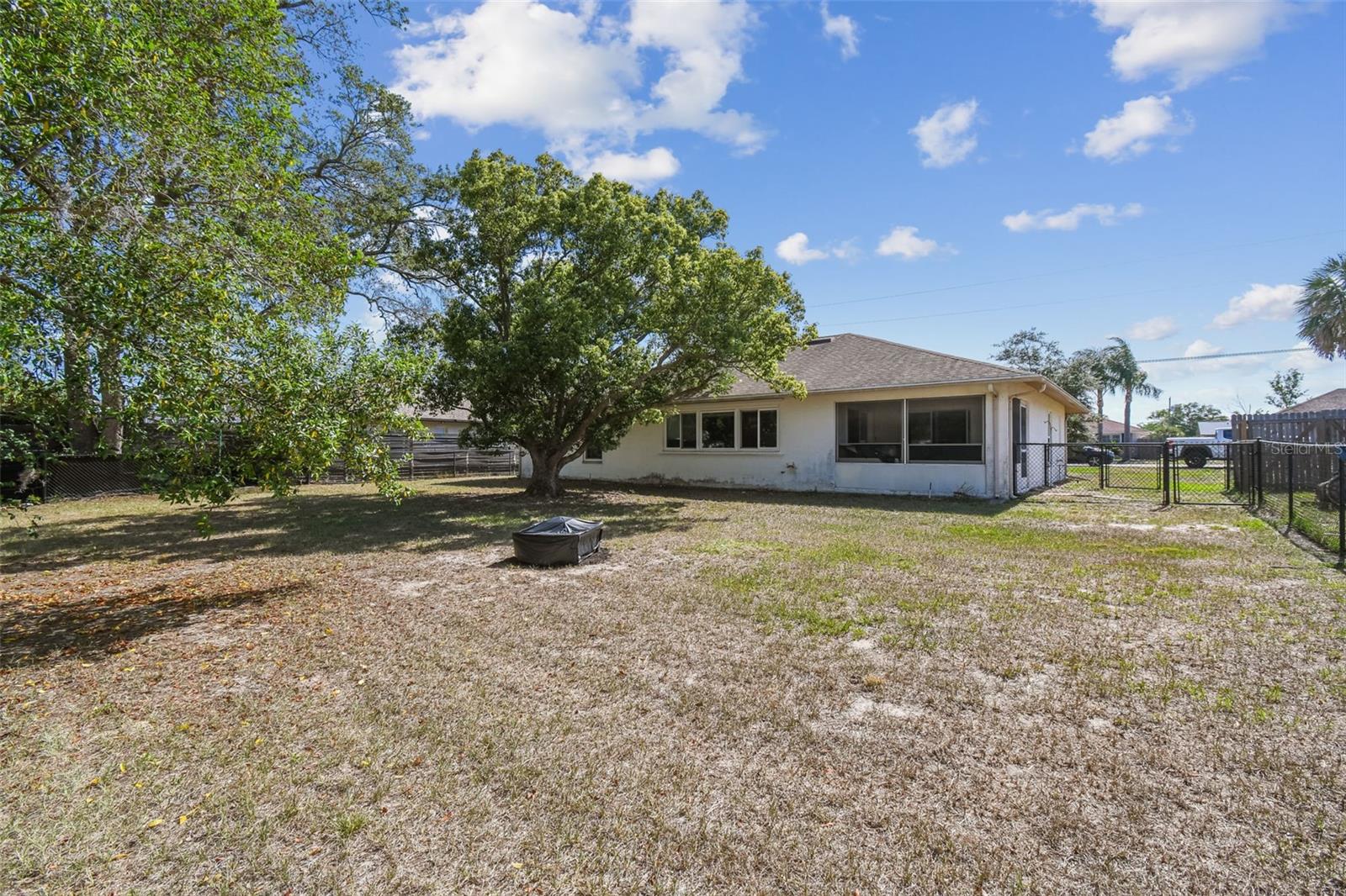 2071 LINWOOD AVE, SPRING HILL, FL, 34608