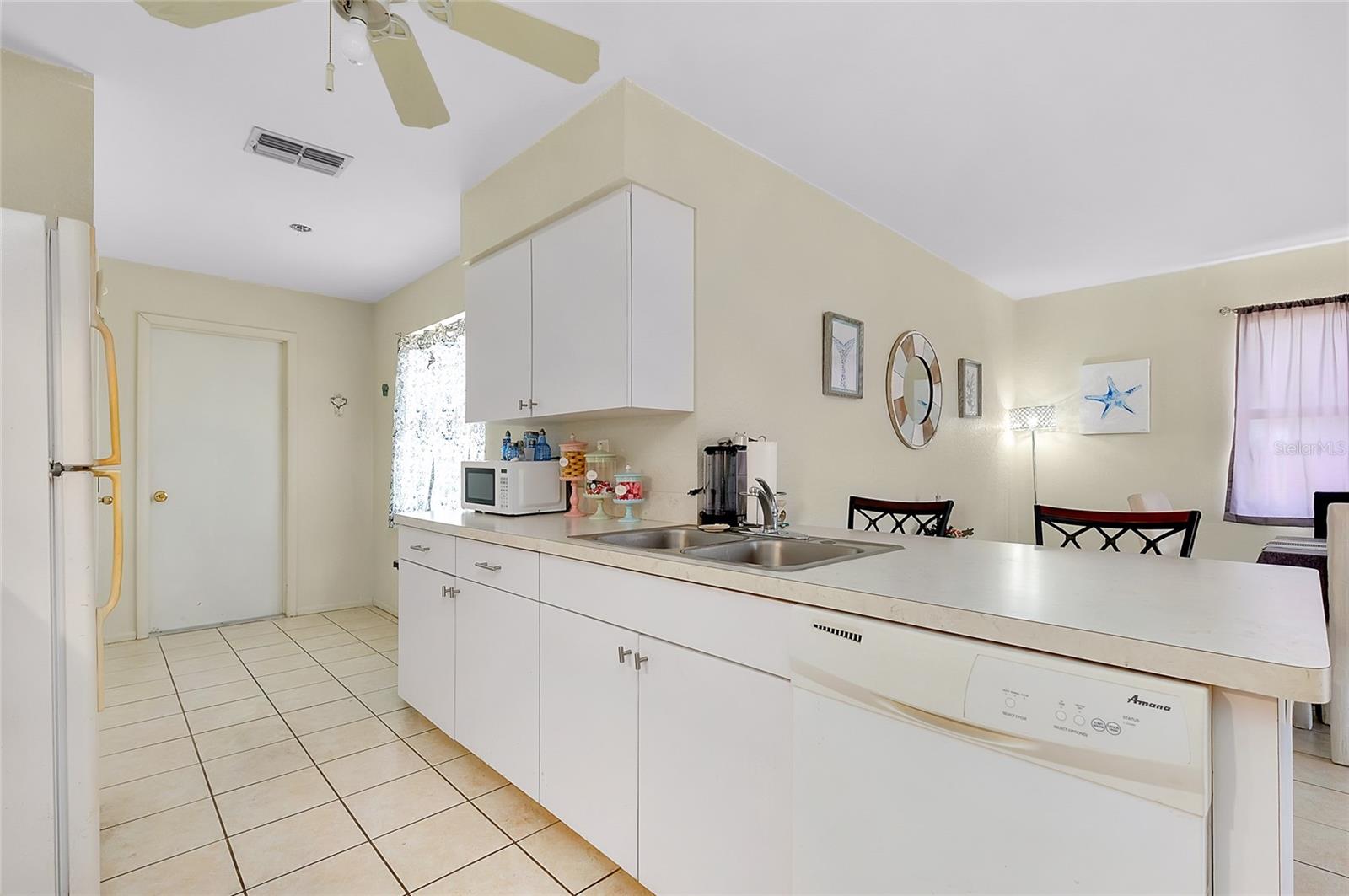 144 ROTONDA CIR, ROTONDA WEST, FL, 33947