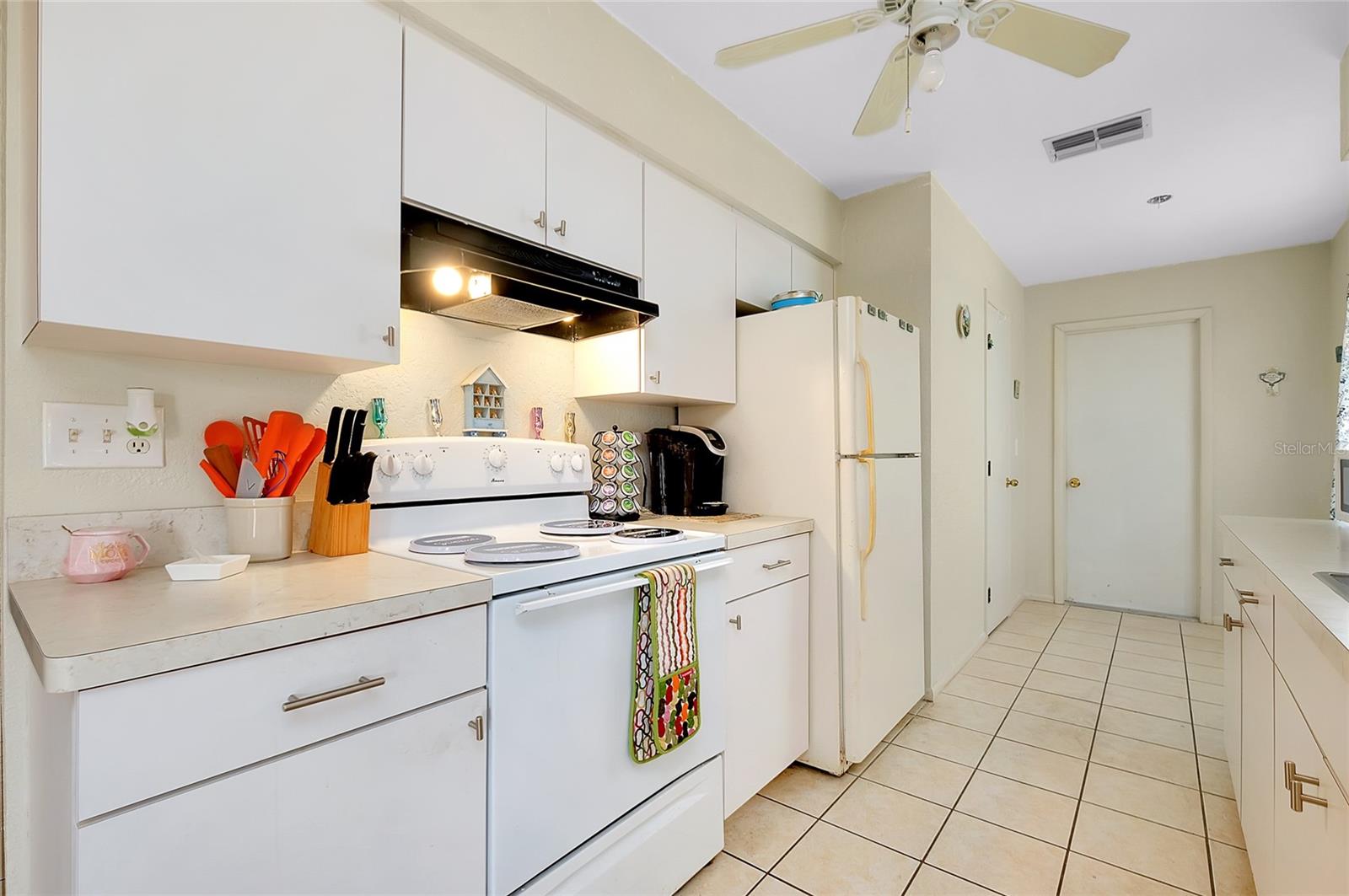 144 ROTONDA CIR, ROTONDA WEST, FL, 33947