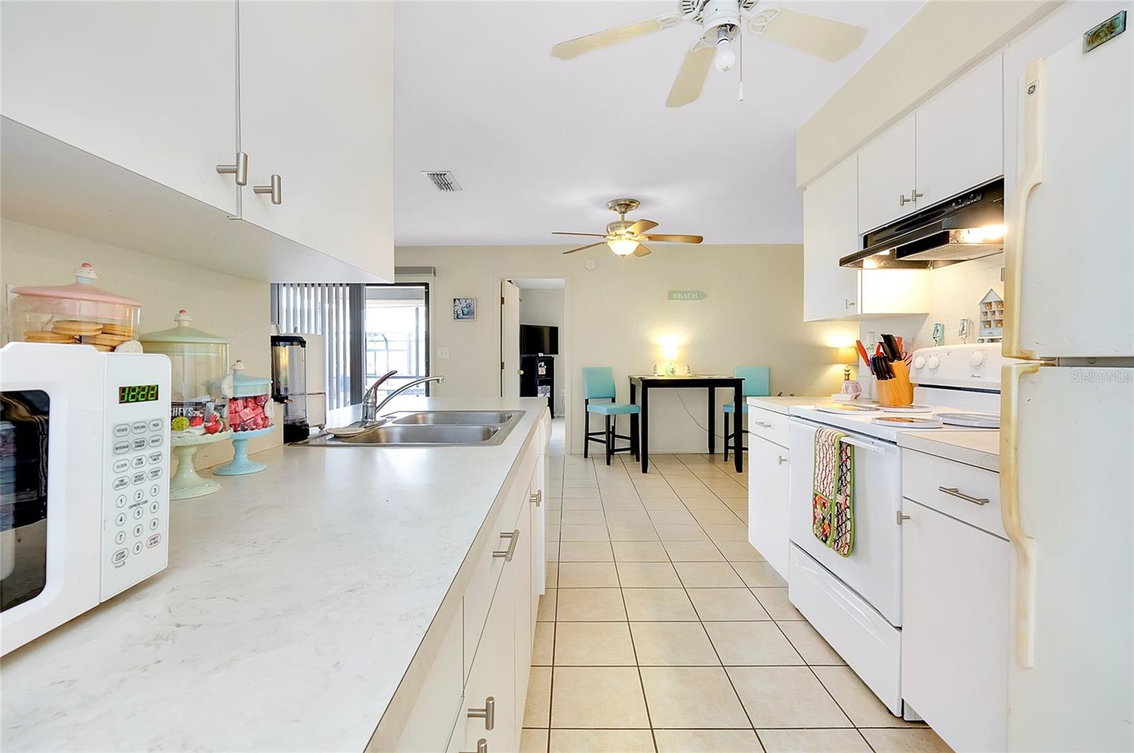 144 ROTONDA CIR, ROTONDA WEST, FL, 33947