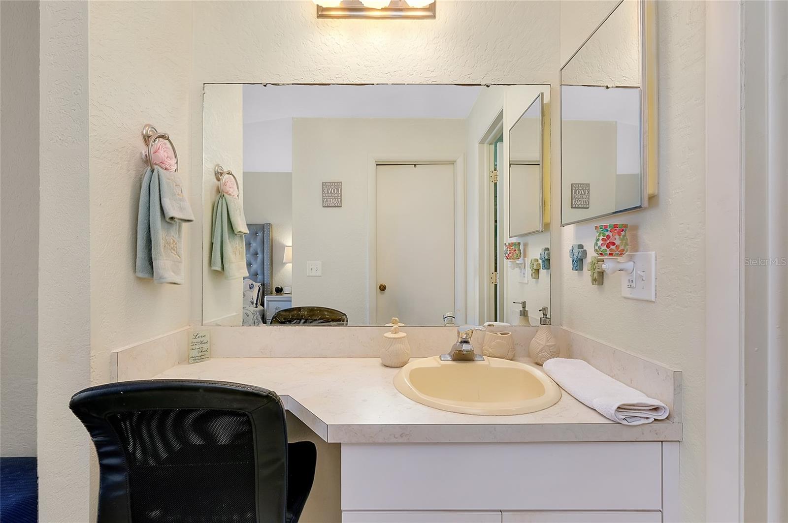 144 ROTONDA CIR, ROTONDA WEST, FL, 33947