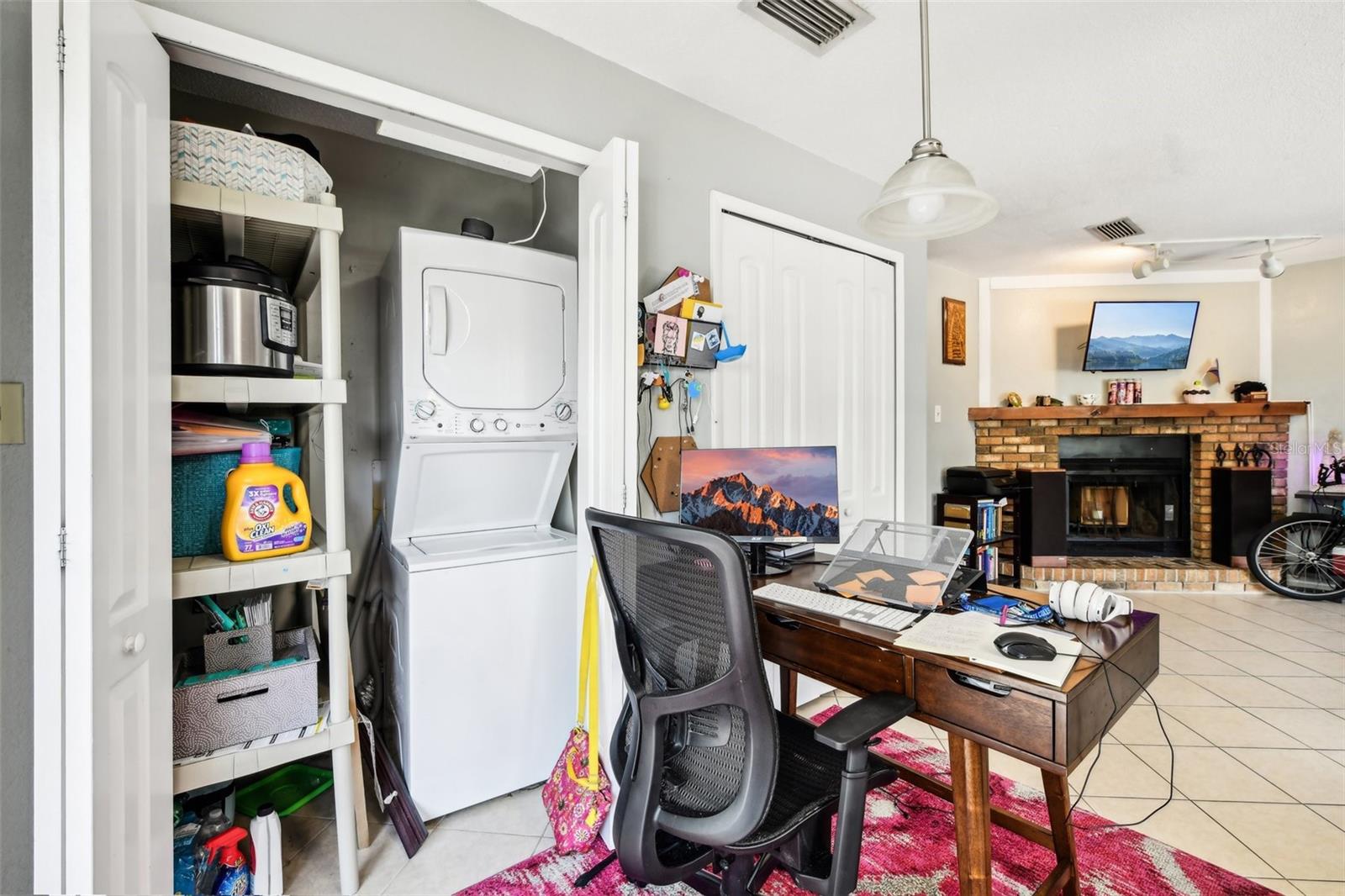 1239 E RIDGEWOOD ST, ORLANDO, FL, 32803