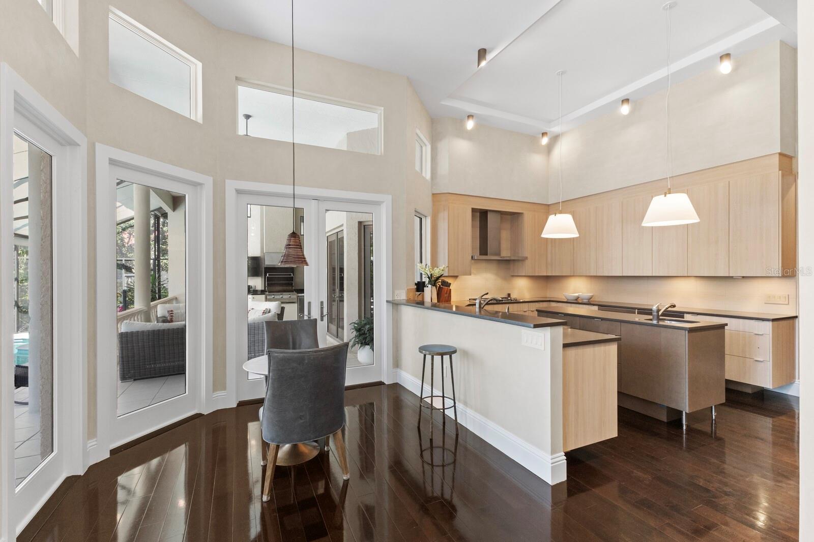 3302 SABAL COVE LN, LONGBOAT KEY, FL, 34228