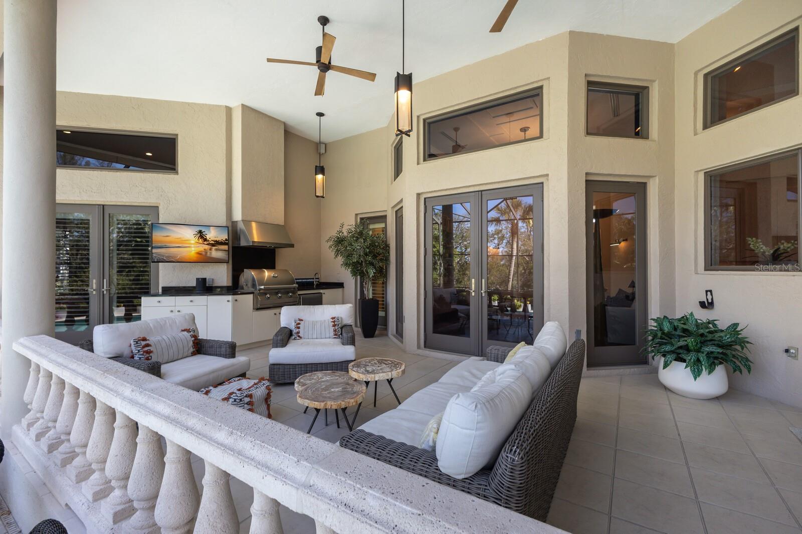 3302 SABAL COVE LN, LONGBOAT KEY, FL, 34228