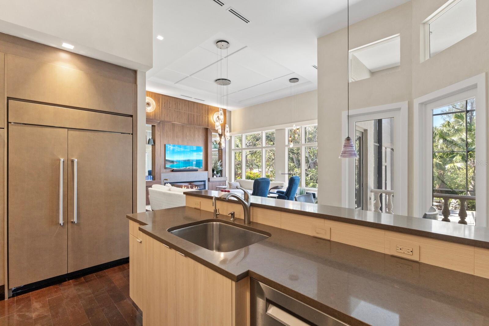 3302 SABAL COVE LN, LONGBOAT KEY, FL, 34228