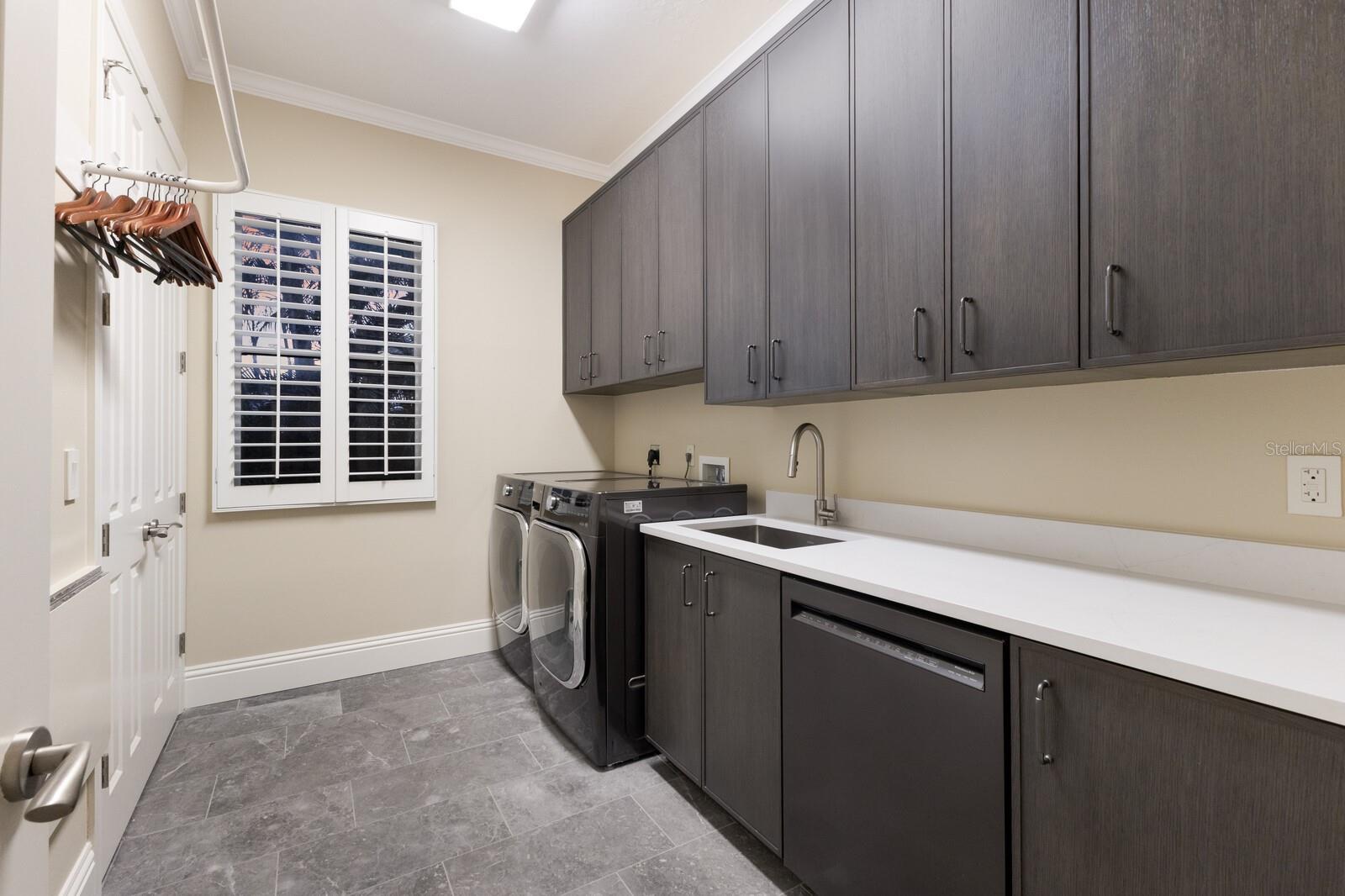 3302 SABAL COVE LN, LONGBOAT KEY, FL, 34228