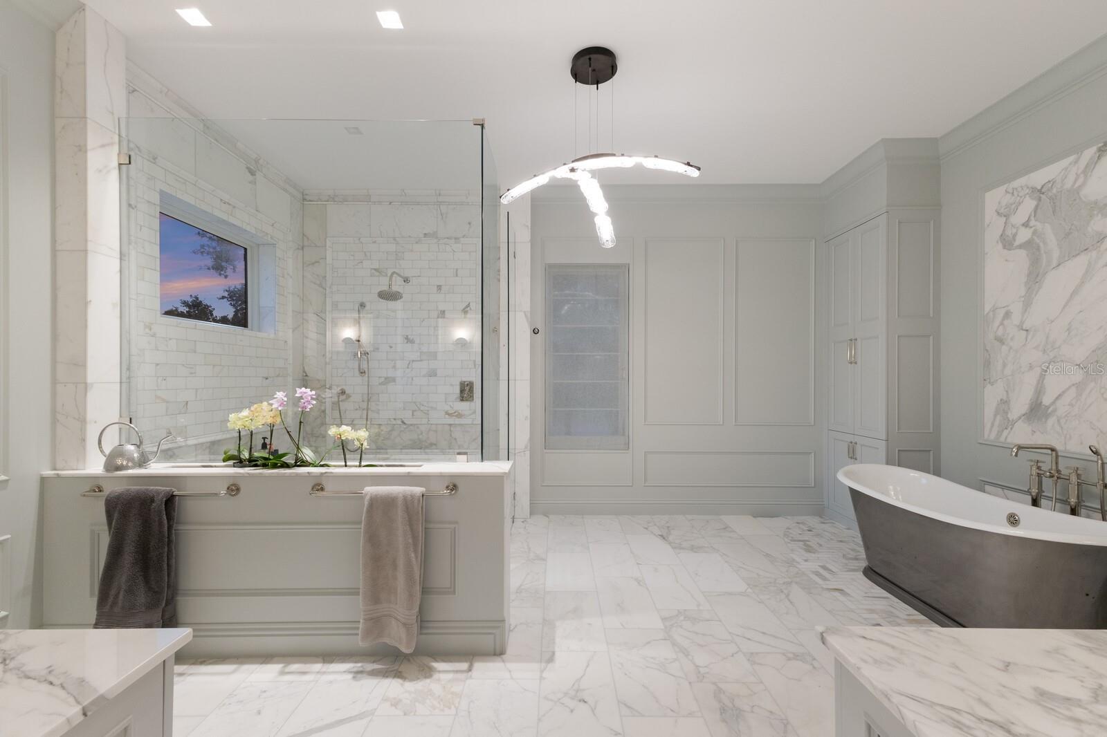 3302 SABAL COVE LN, LONGBOAT KEY, FL, 34228