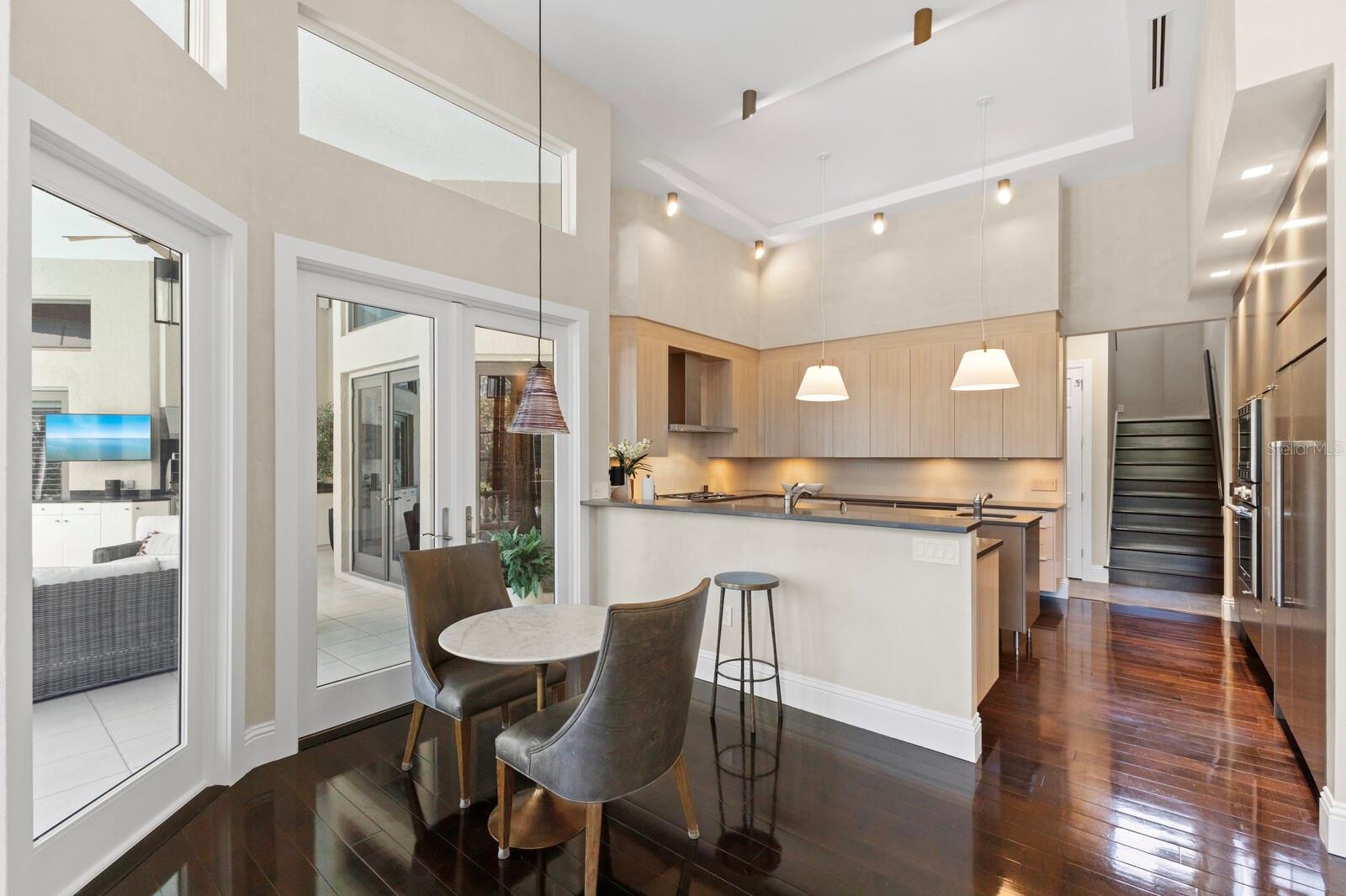 3302 SABAL COVE LN, LONGBOAT KEY, FL, 34228