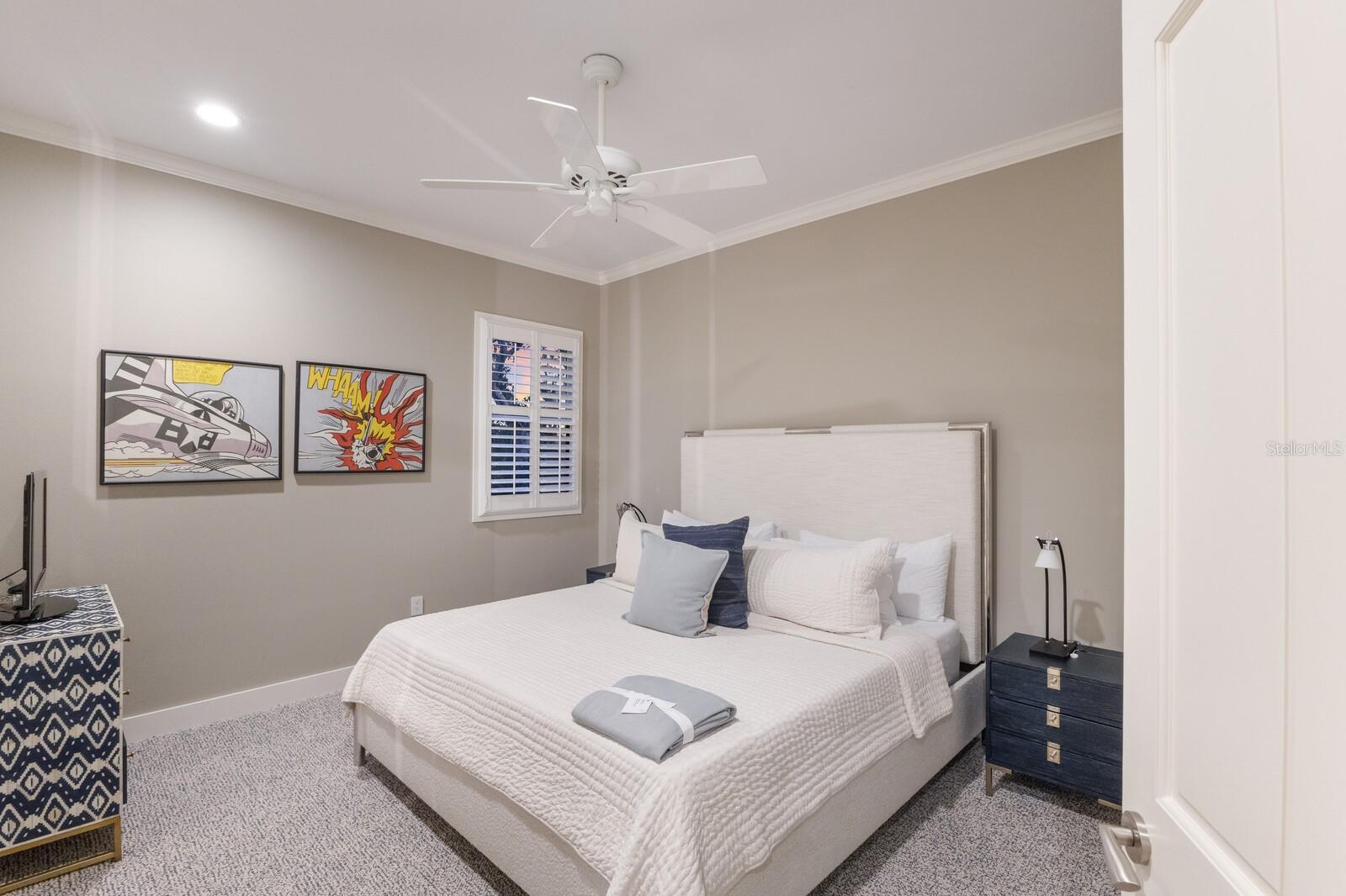 3302 SABAL COVE LN, LONGBOAT KEY, FL, 34228