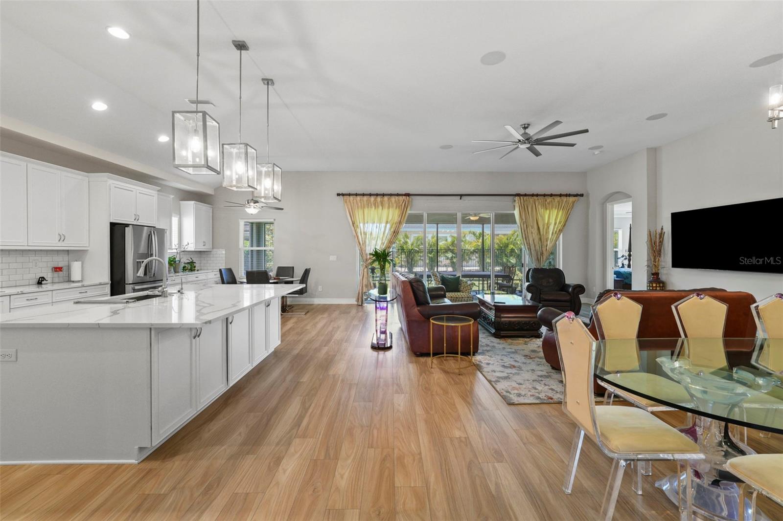5503 MADRIGAL WAY, APOLLO BEACH, FL, 33572