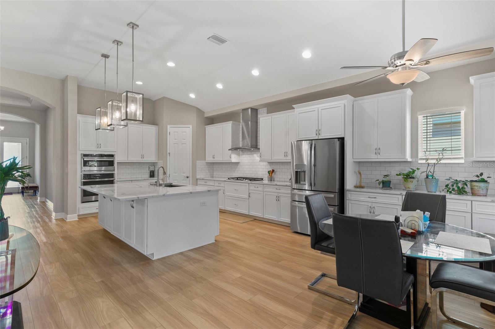 5503 MADRIGAL WAY, APOLLO BEACH, FL, 33572