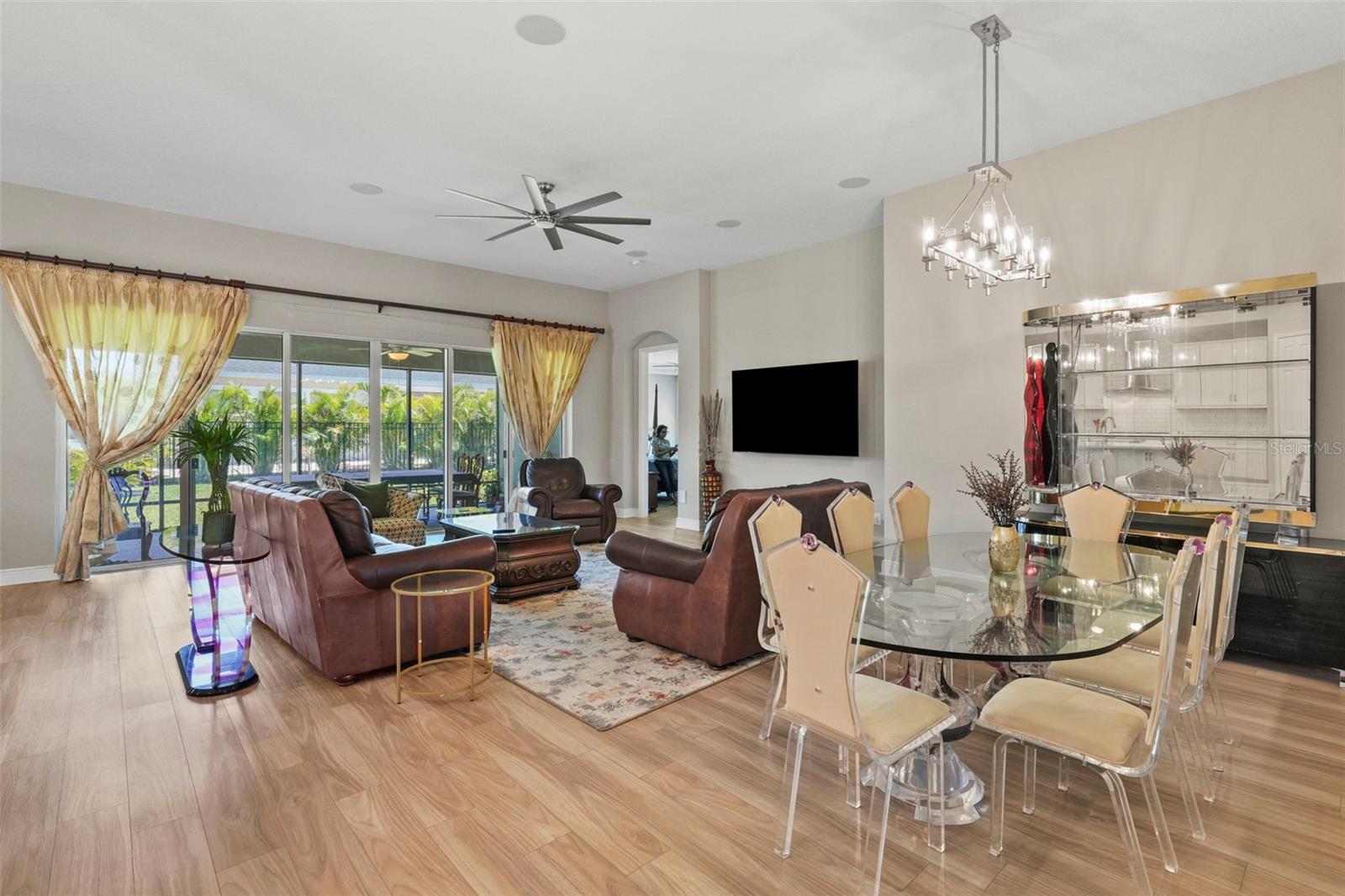 5503 MADRIGAL WAY, APOLLO BEACH, FL, 33572