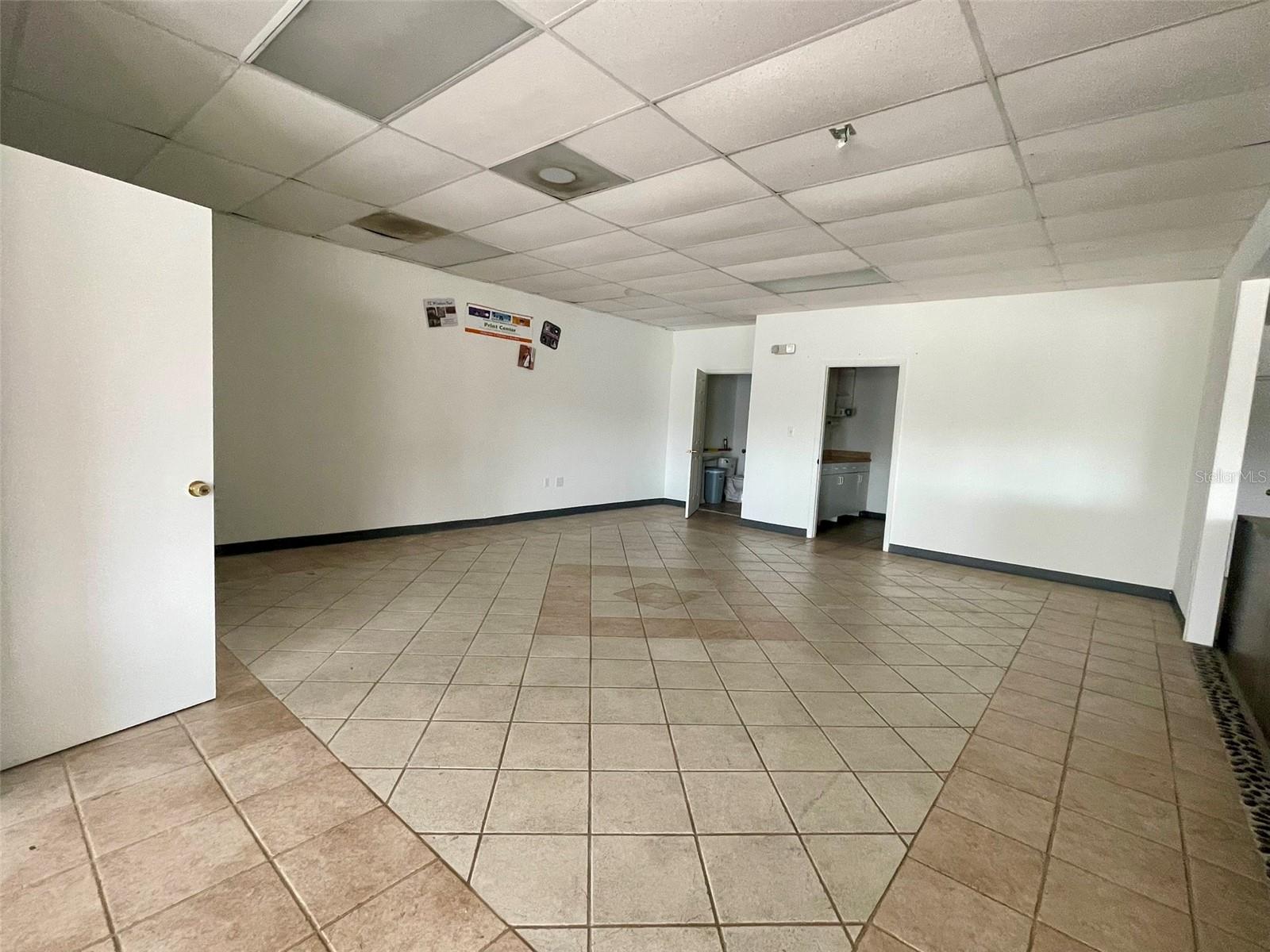 12807 W HILLSBOROUGH AVE, TAMPA, FL, 33635