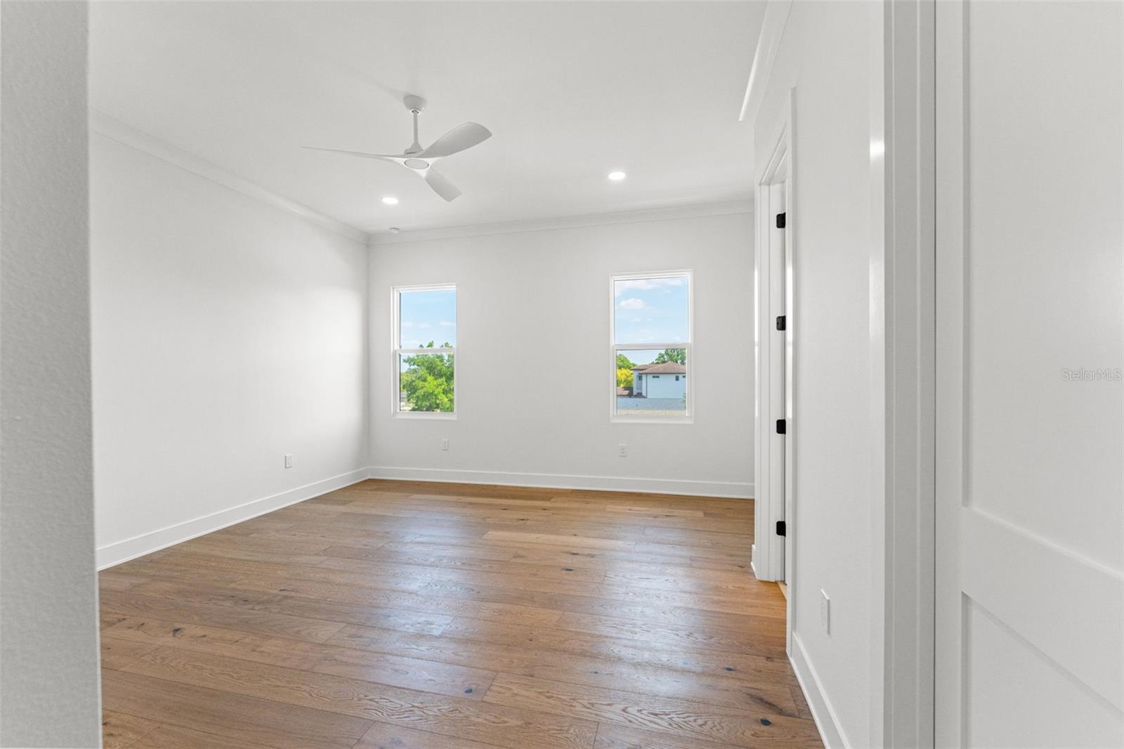 500 E DAVIS BLVD, TAMPA, FL, 33606