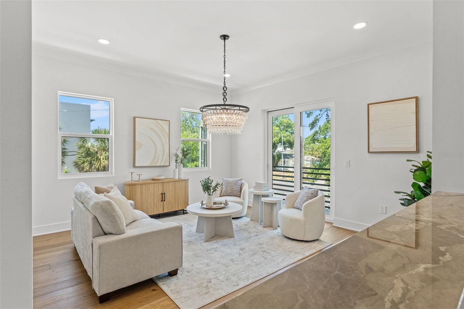 500 E DAVIS BLVD, TAMPA, FL, 33606