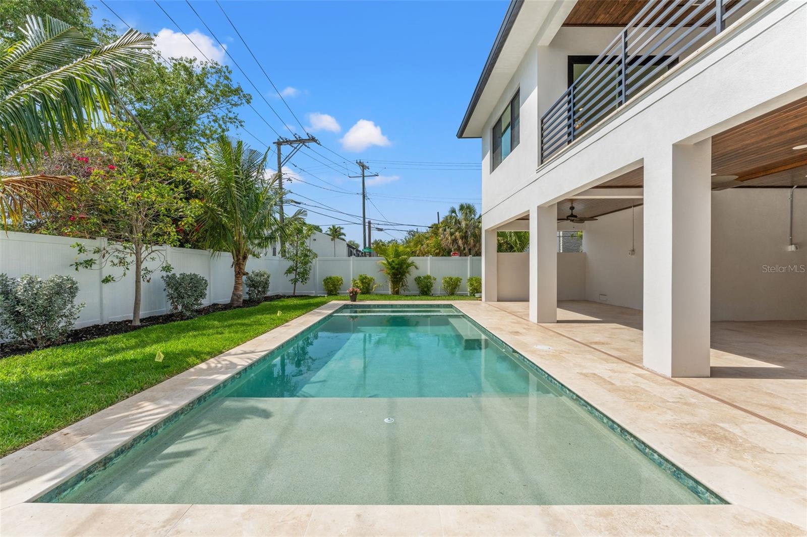 500 E DAVIS BLVD, TAMPA, FL, 33606