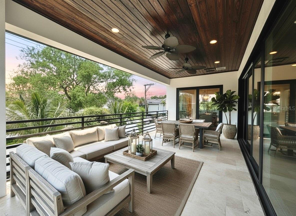 500 E DAVIS BLVD, TAMPA, FL, 33606