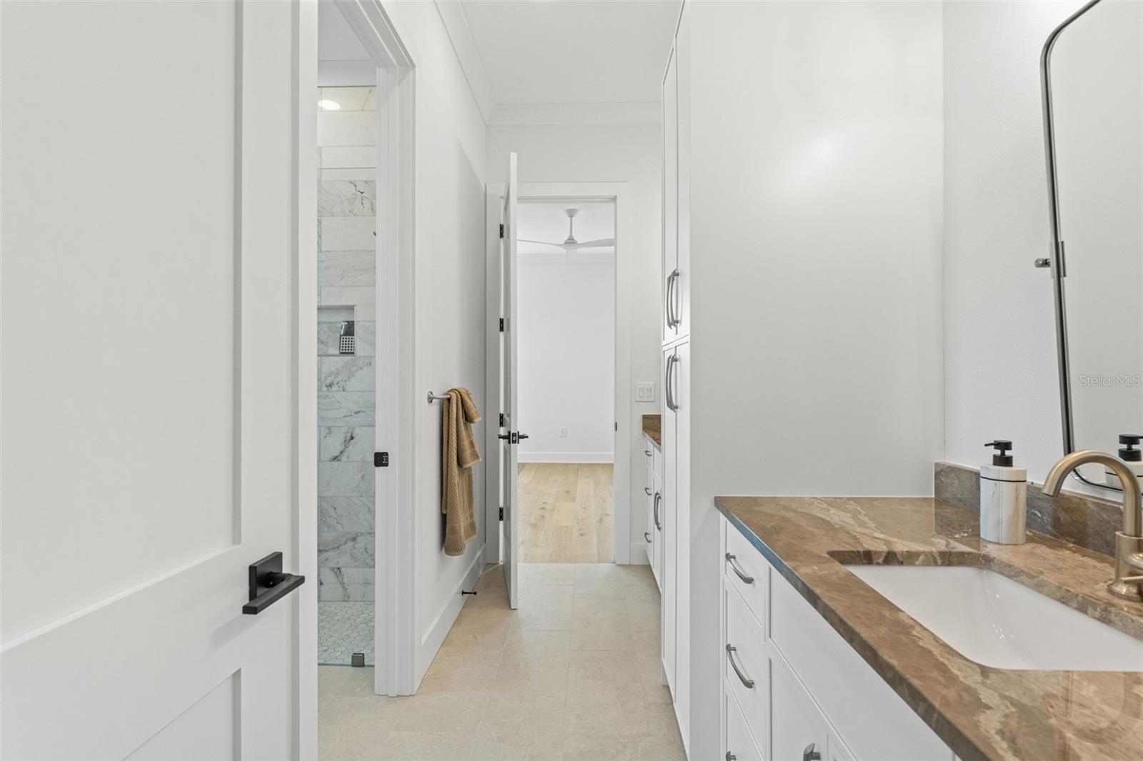 500 E DAVIS BLVD, TAMPA, FL, 33606