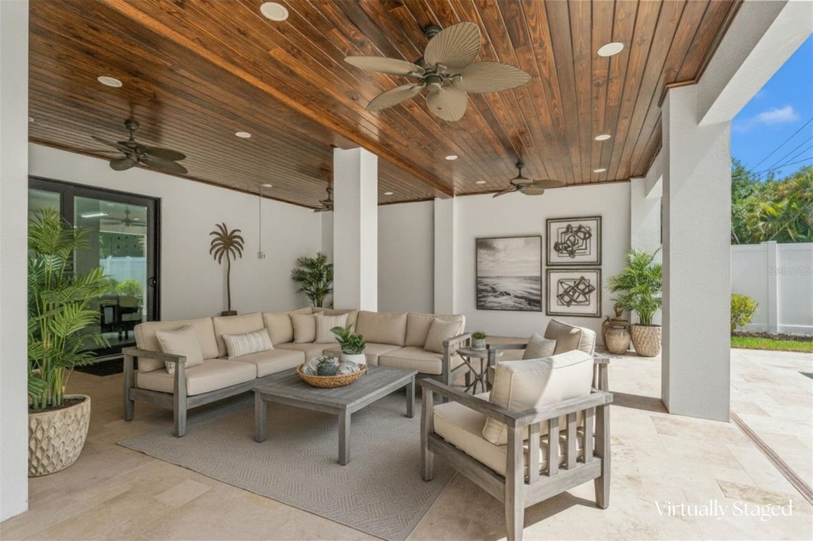 500 E DAVIS BLVD, TAMPA, FL, 33606