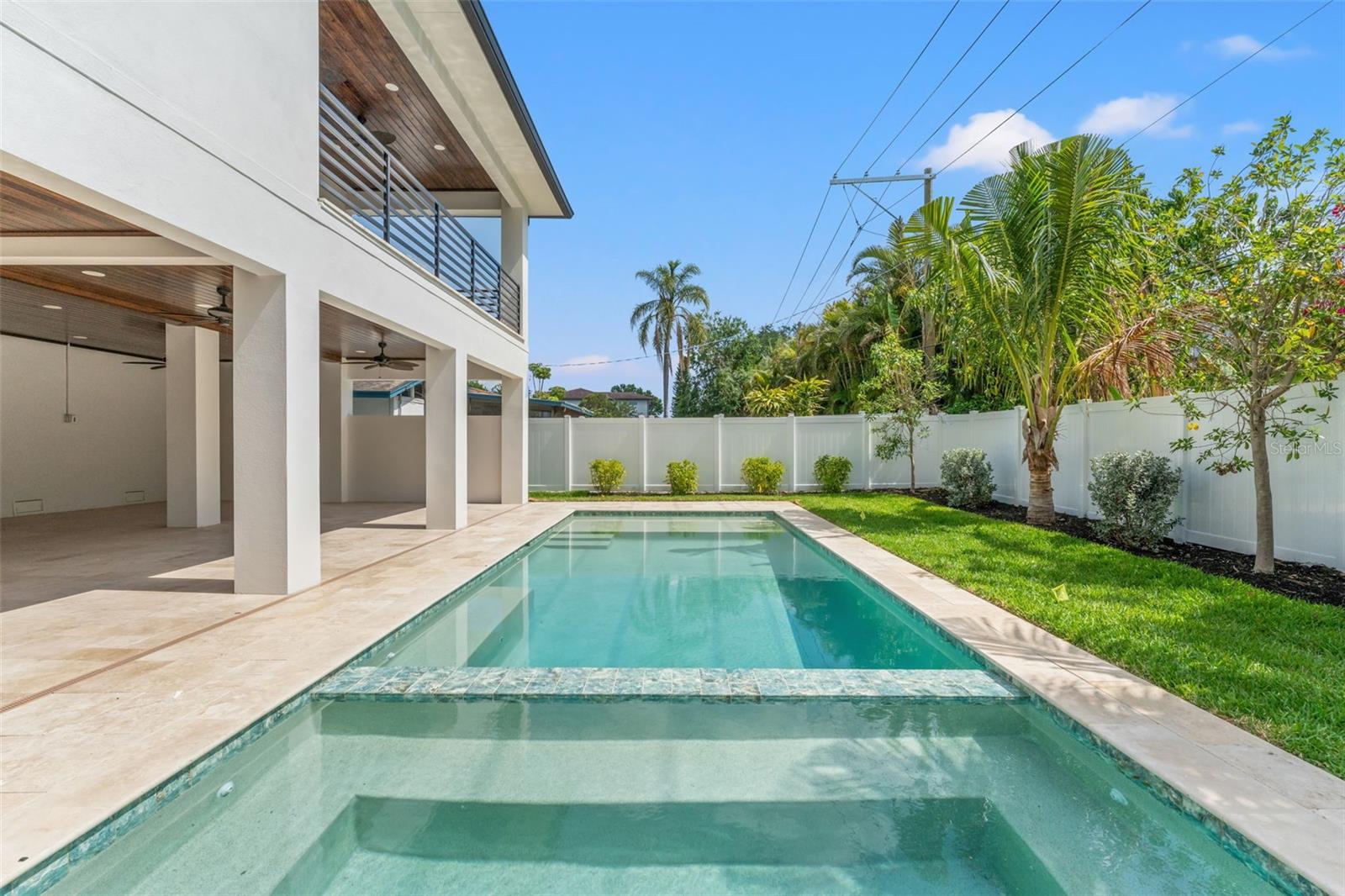 500 E DAVIS BLVD, TAMPA, FL, 33606