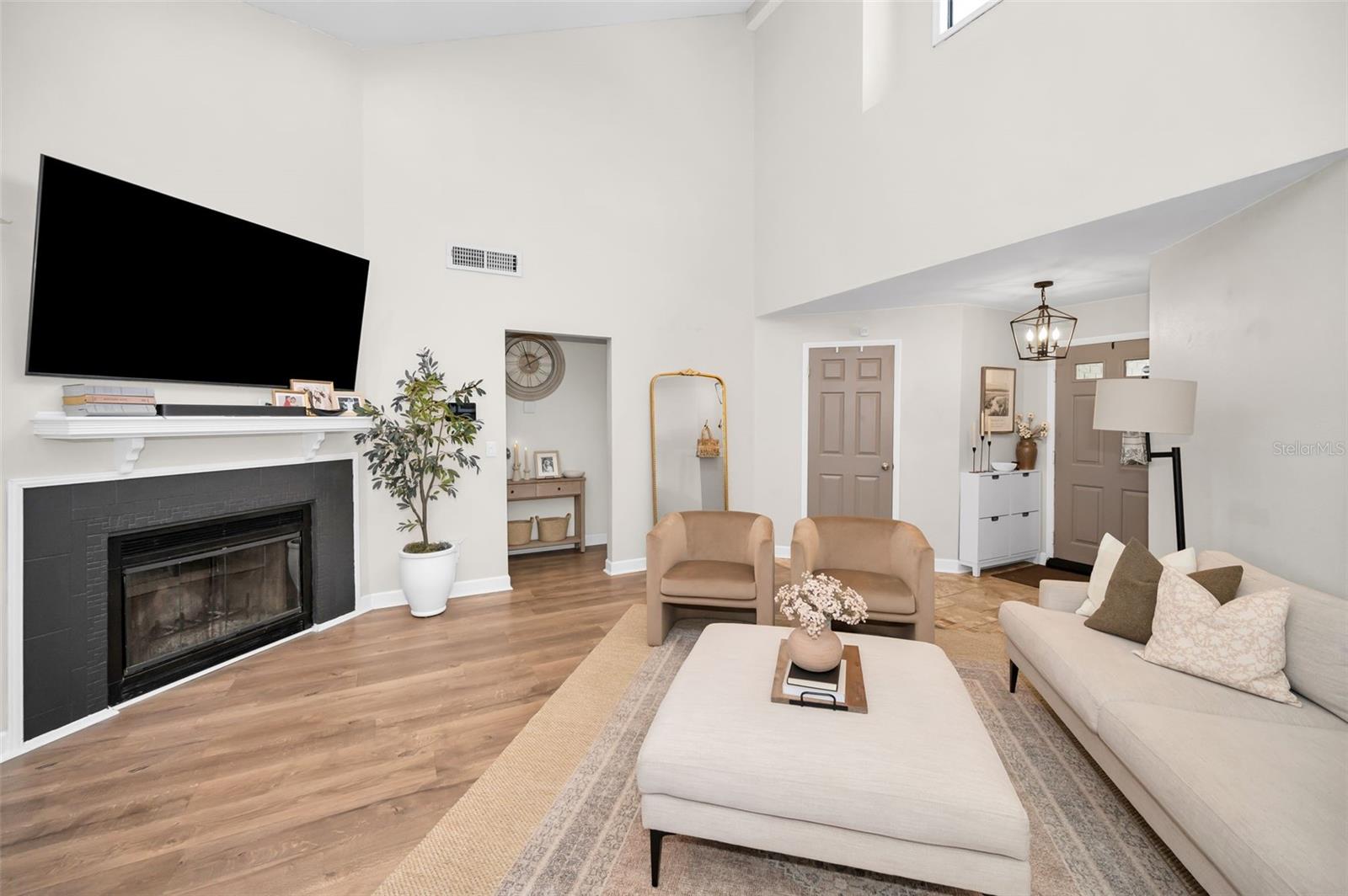 8904 BEELER DR, TAMPA, FL, 33626