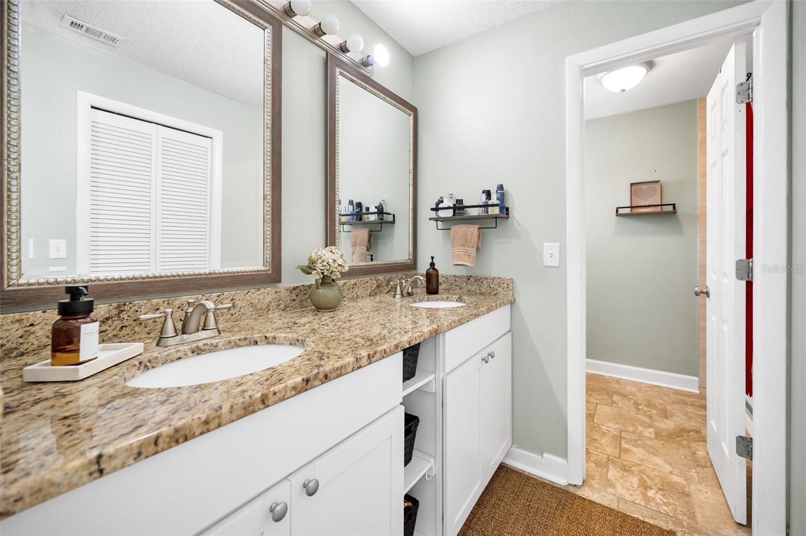 8904 BEELER DR, TAMPA, FL, 33626