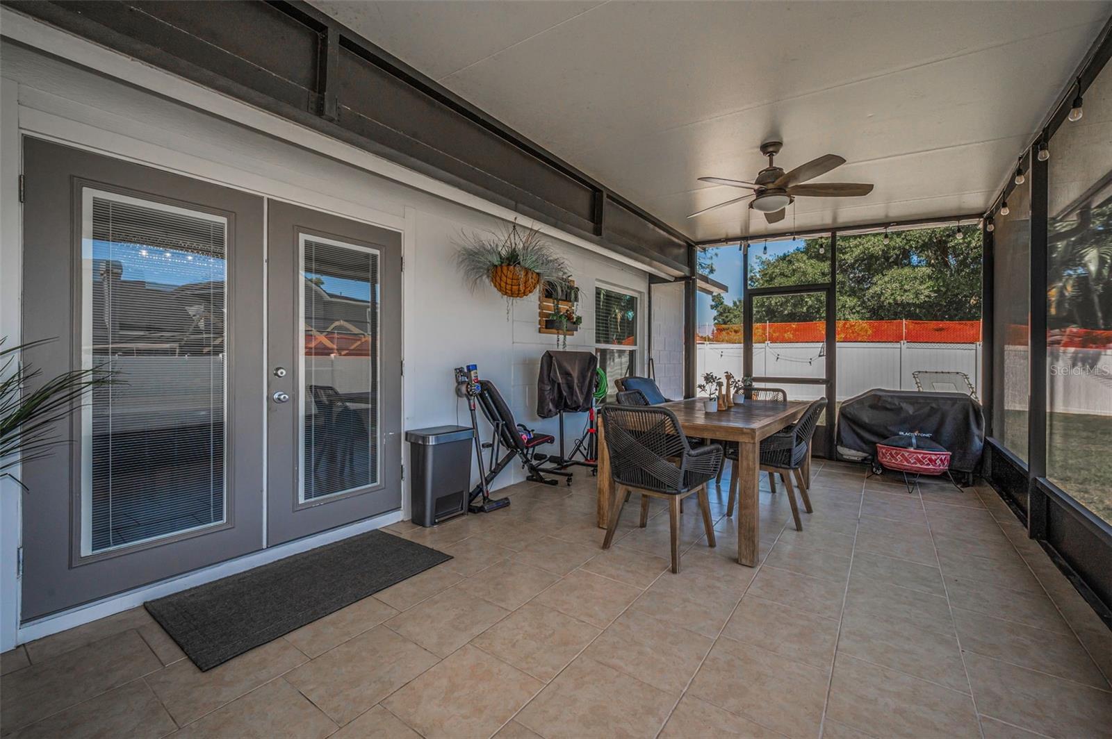 8904 BEELER DR, TAMPA, FL, 33626