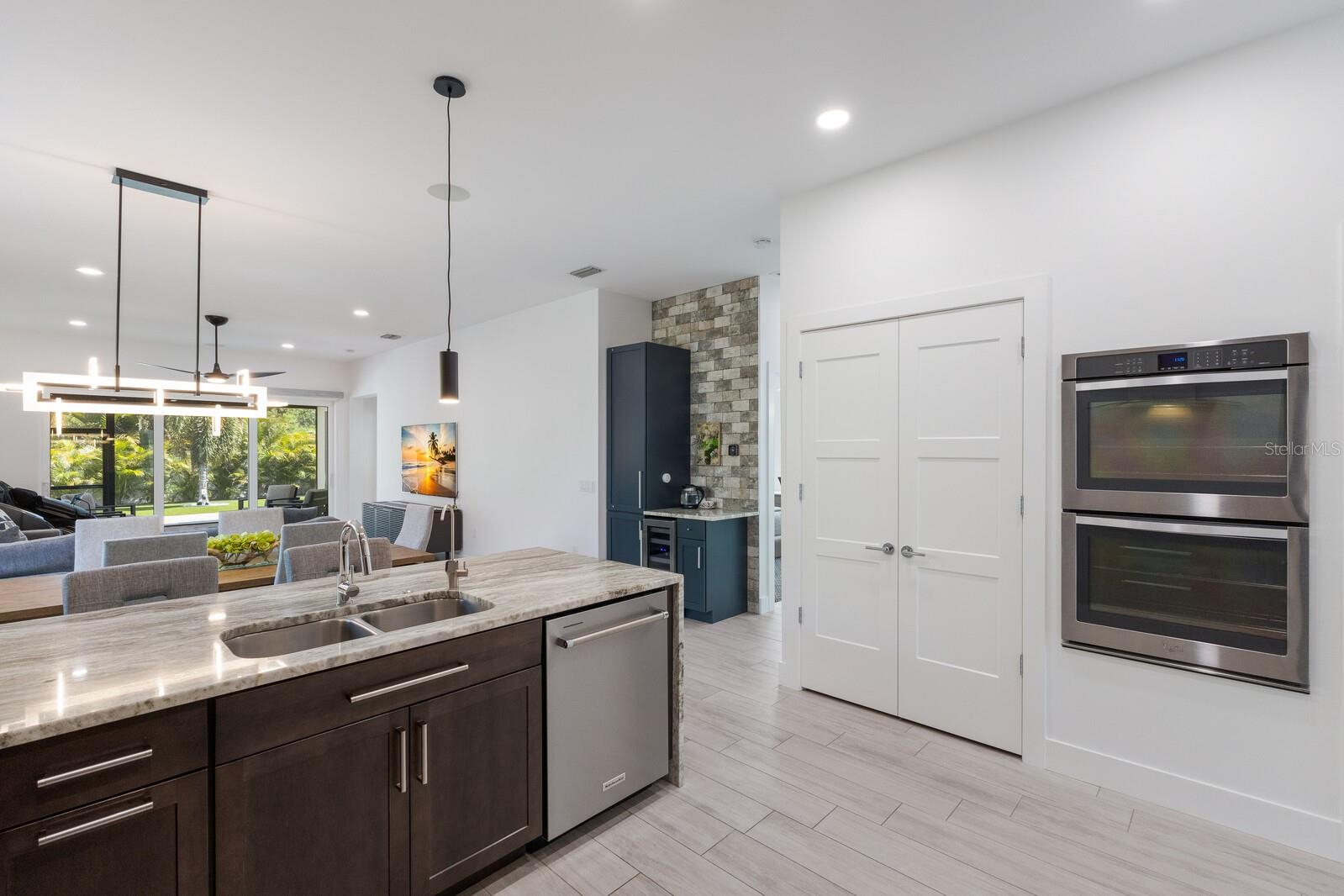 2365 NOVUS ST, SARASOTA, FL, 34237