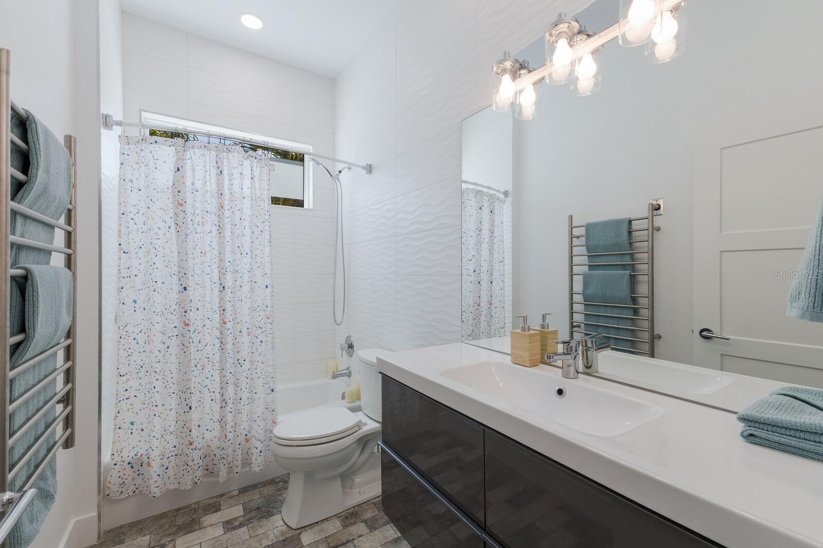 2365 NOVUS ST, SARASOTA, FL, 34237