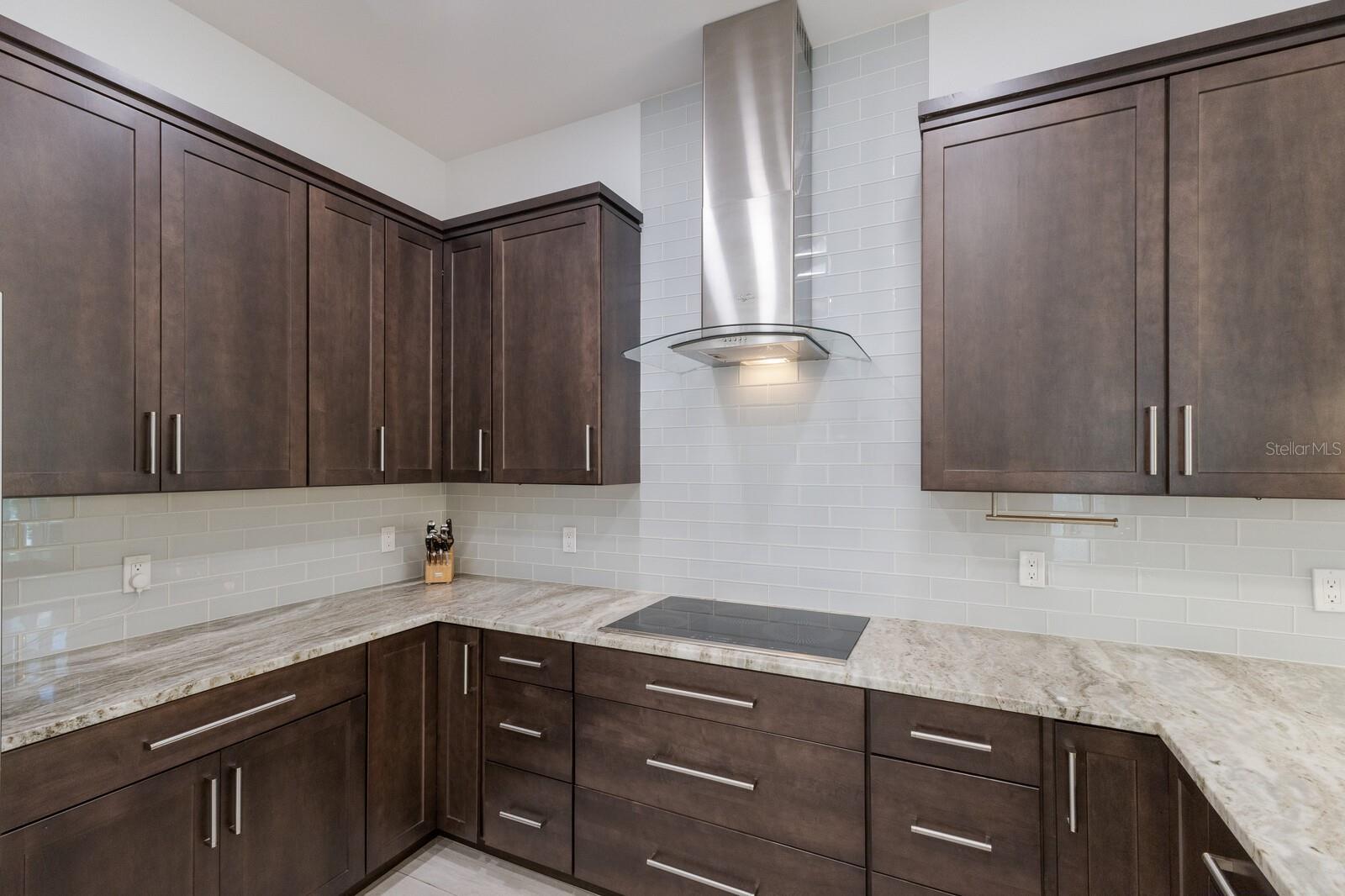 2365 NOVUS ST, SARASOTA, FL, 34237