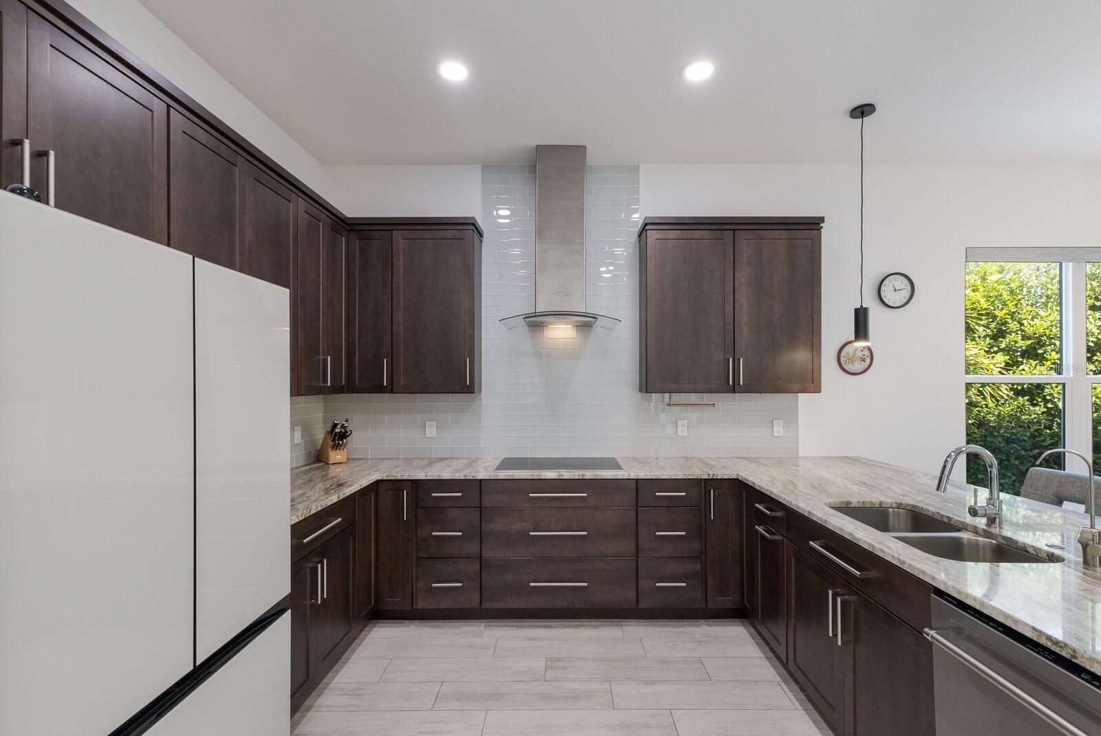 2365 NOVUS ST, SARASOTA, FL, 34237