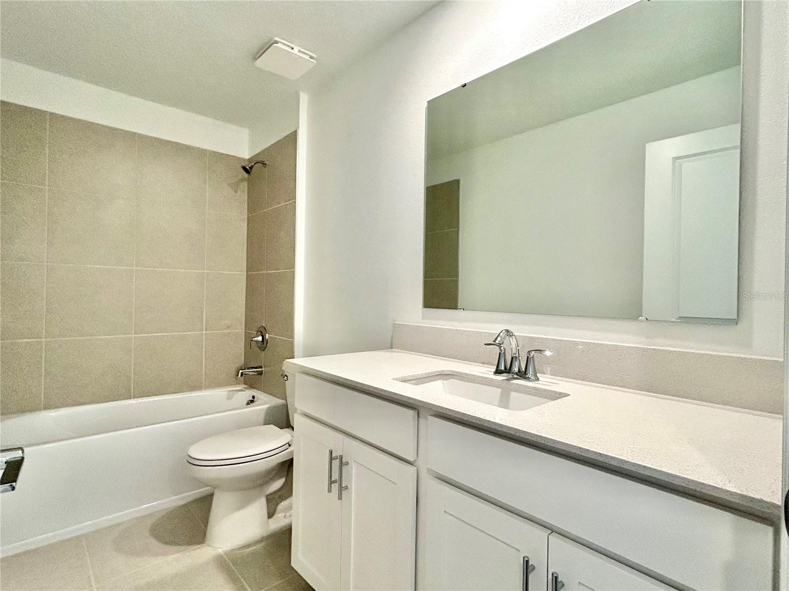 2595 CANDIED APPLE ALY, KISSIMMEE, FL, 34744