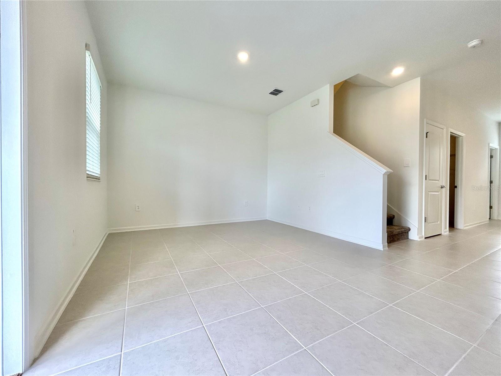 2595 CANDIED APPLE ALY, KISSIMMEE, FL, 34744