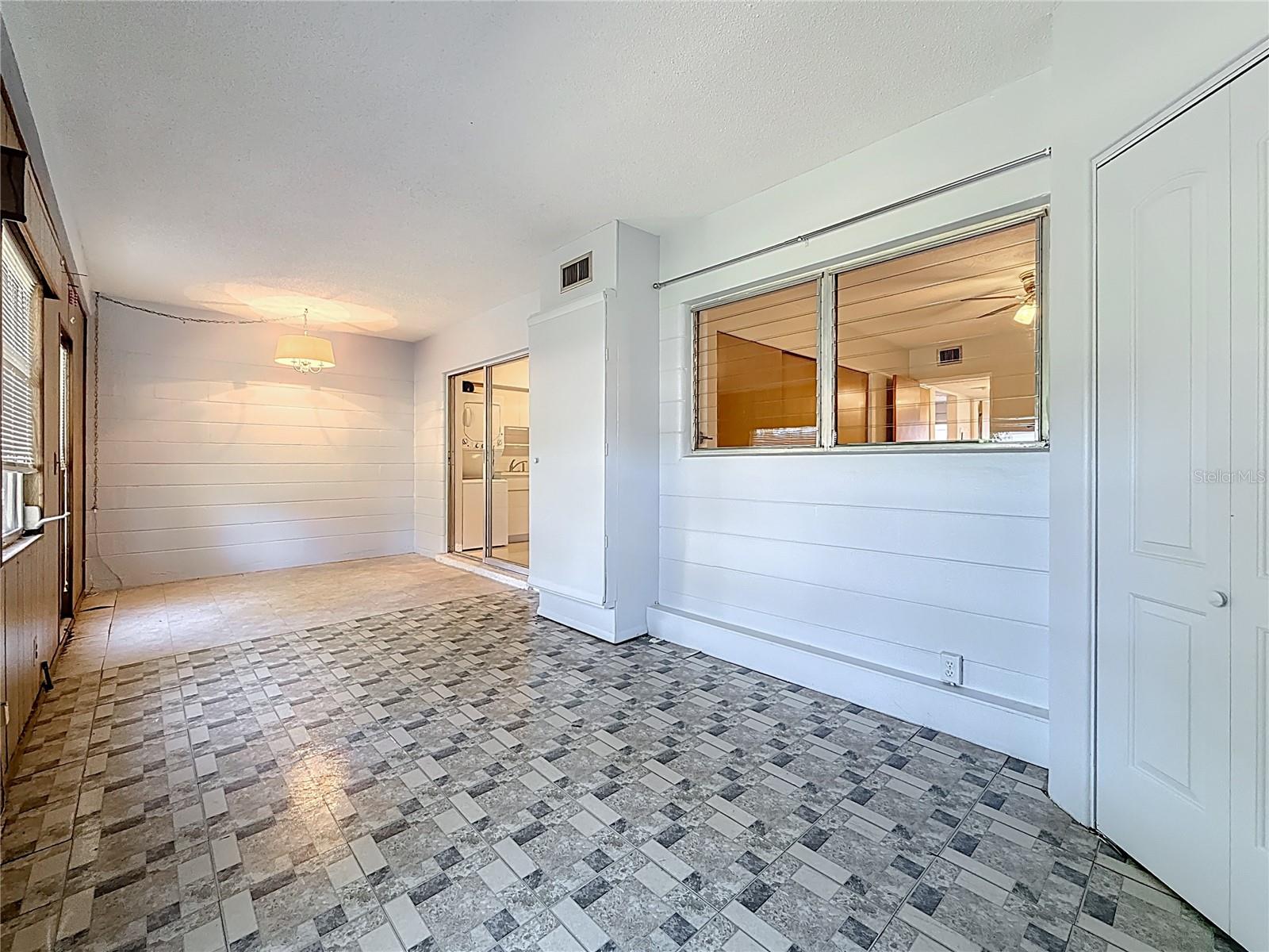 4143 57TH ST N #502, KENNETH CITY, FL, 33709