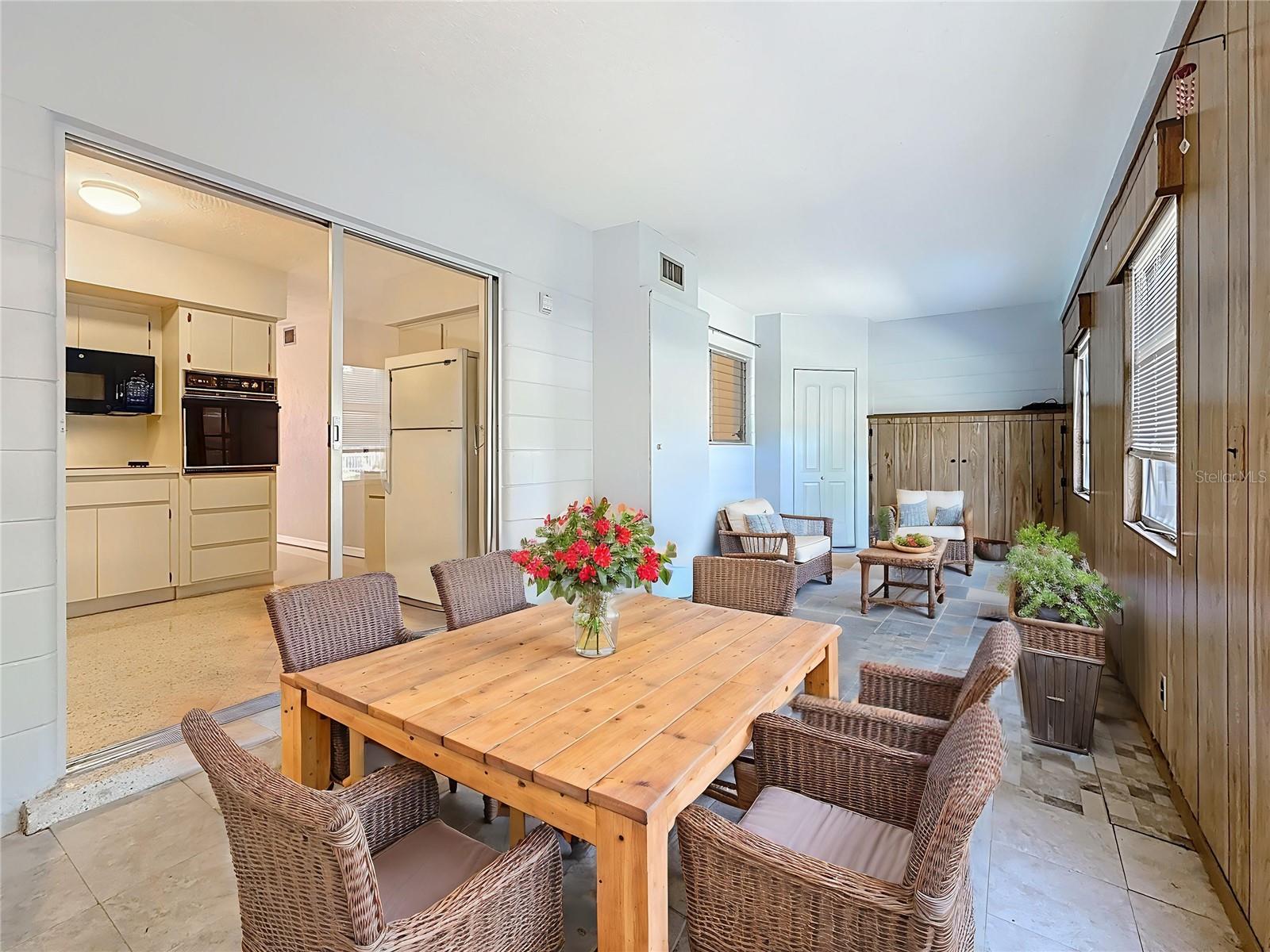 4143 57TH ST N #502, KENNETH CITY, FL, 33709