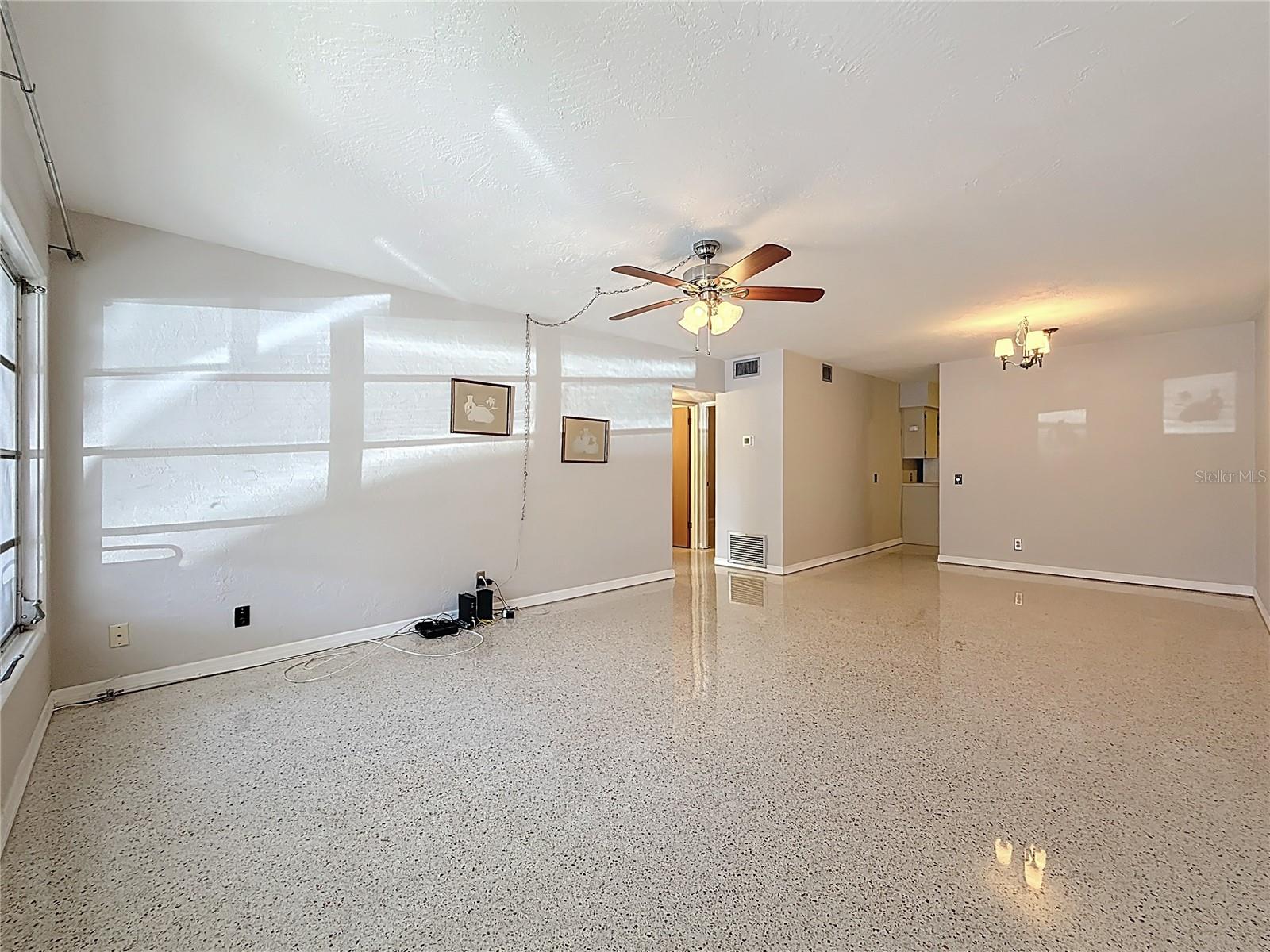 4143 57TH ST N #502, KENNETH CITY, FL, 33709