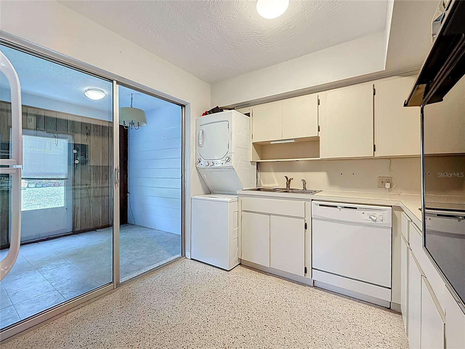 4143 57TH ST N #502, KENNETH CITY, FL, 33709