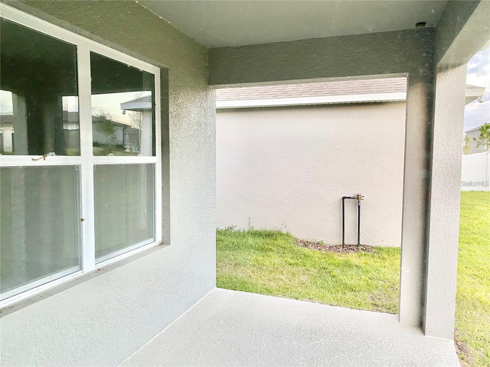 2637 ROWAN ST, TAVARES, FL, 32778