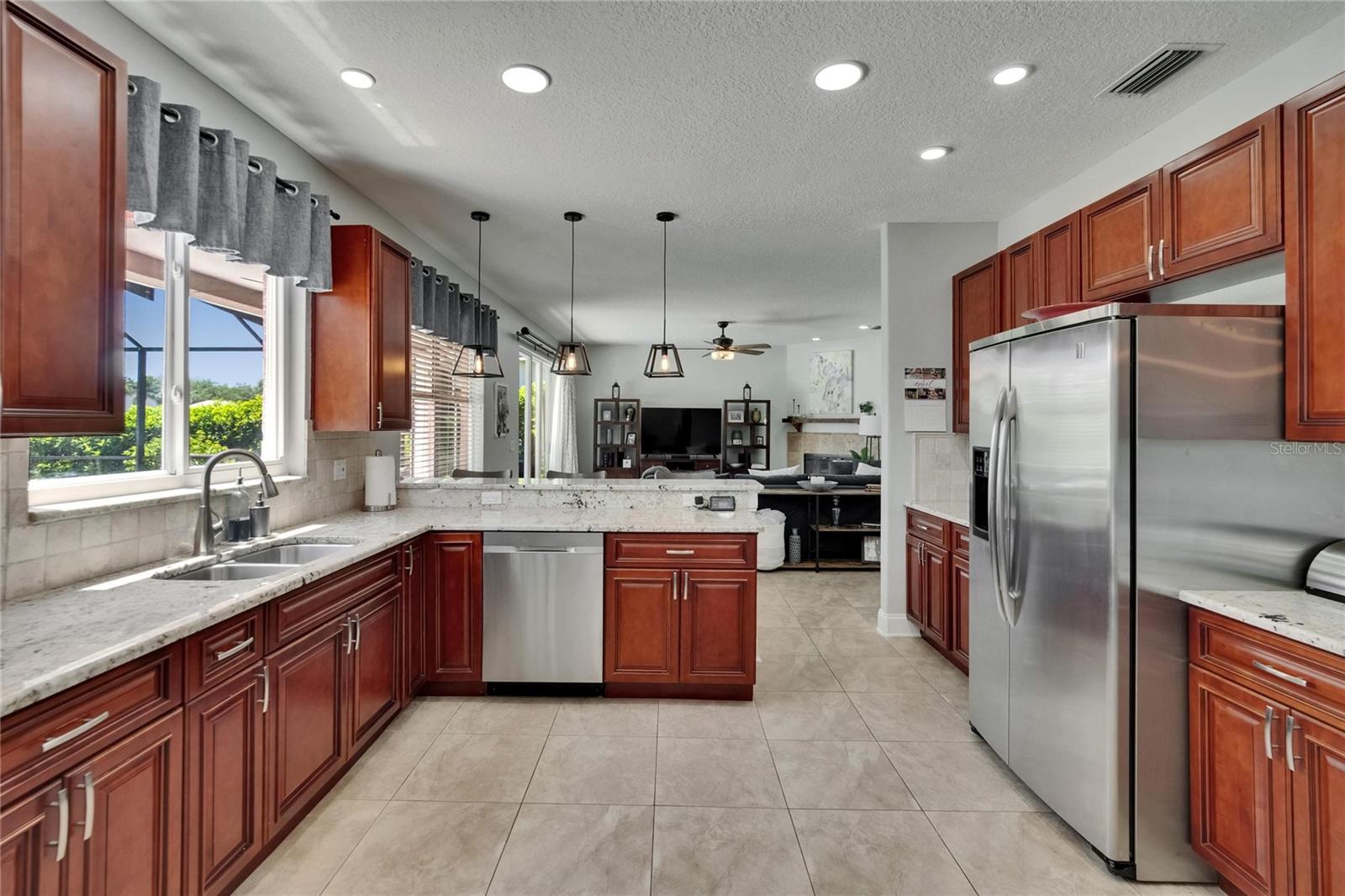 3314 CYPRESS LANDING DR, VALRICO, FL, 33596